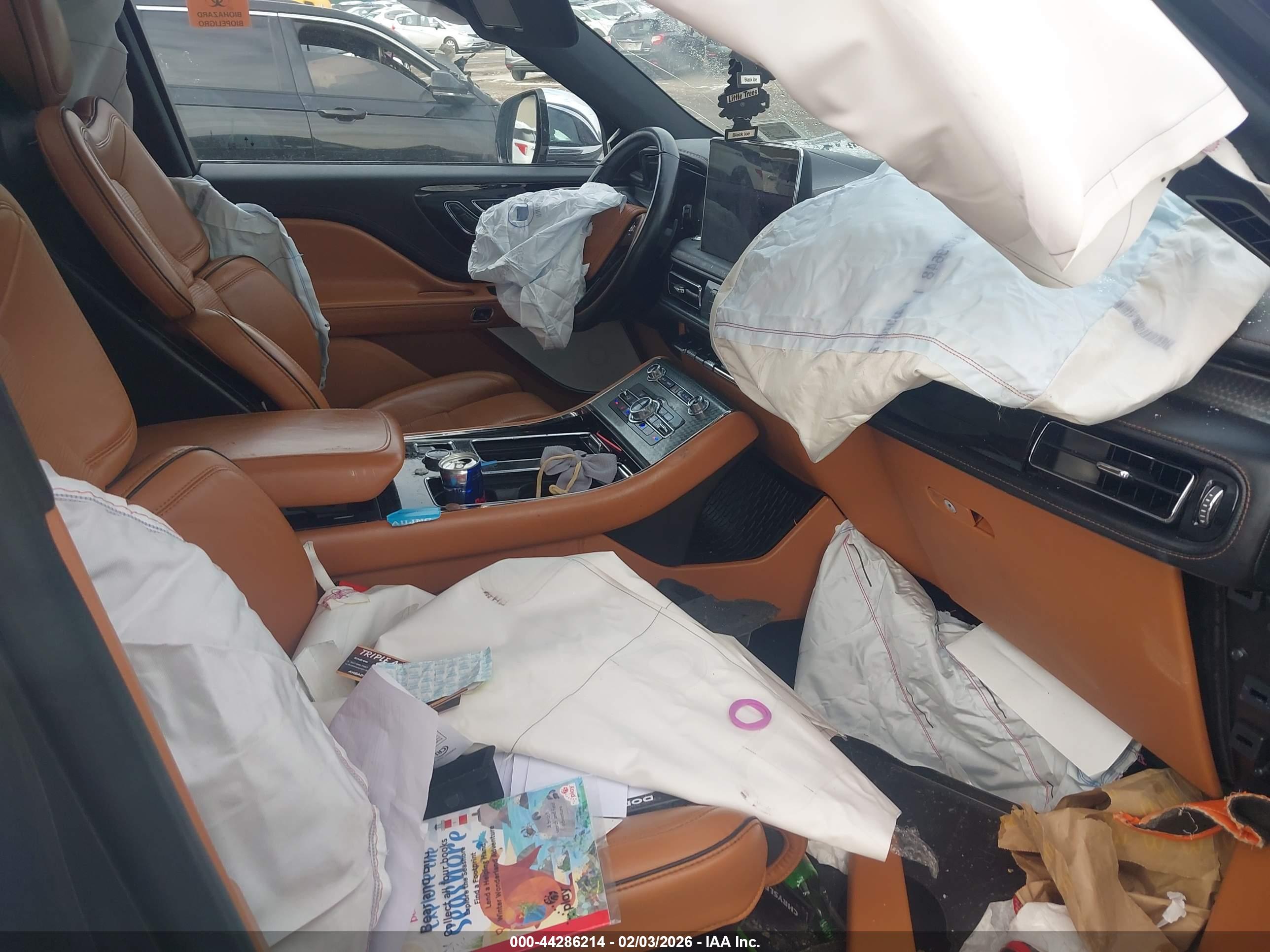 LINCOLN AVIATOR image 5