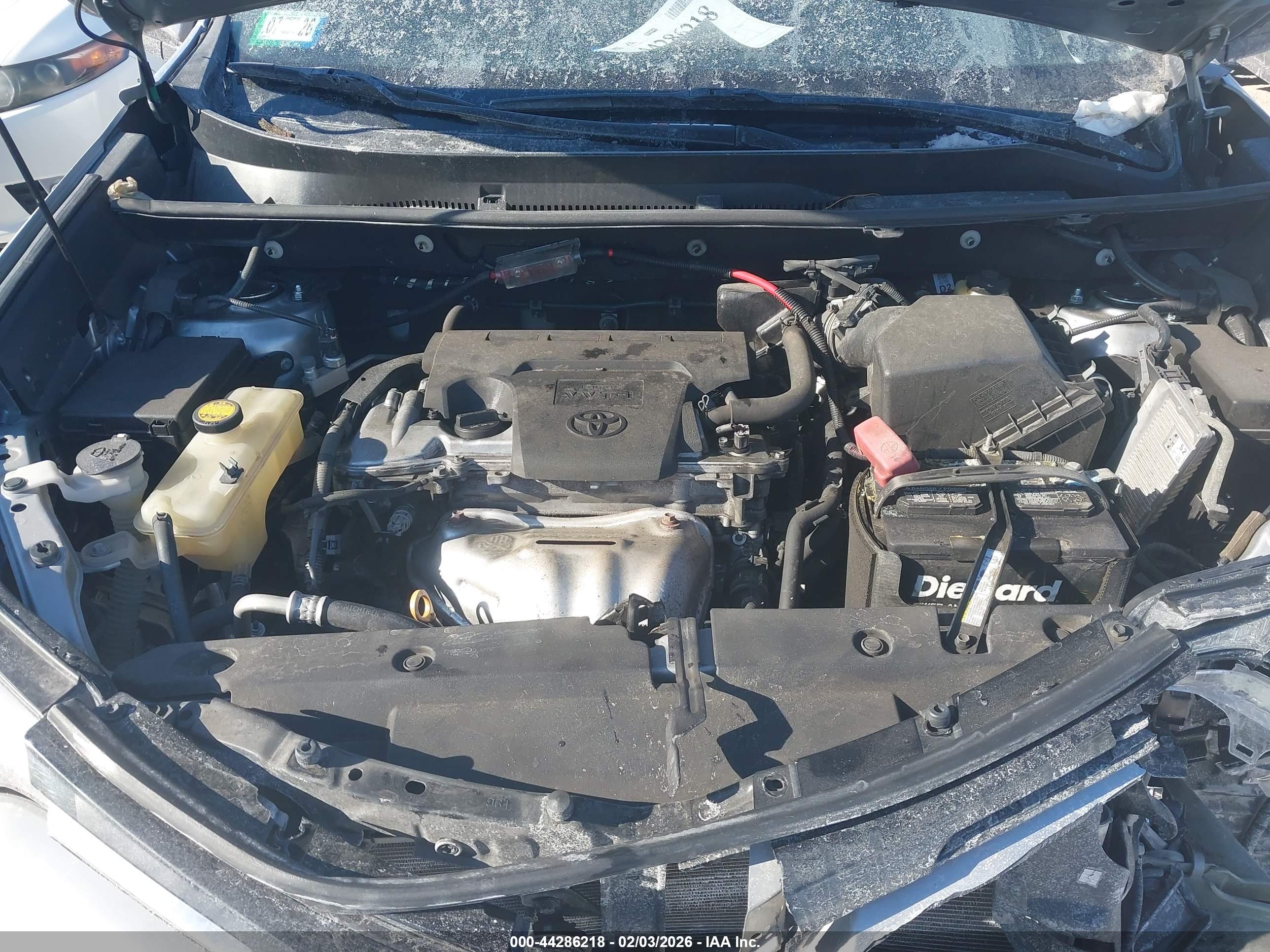 TOYOTA RAV4 image 10