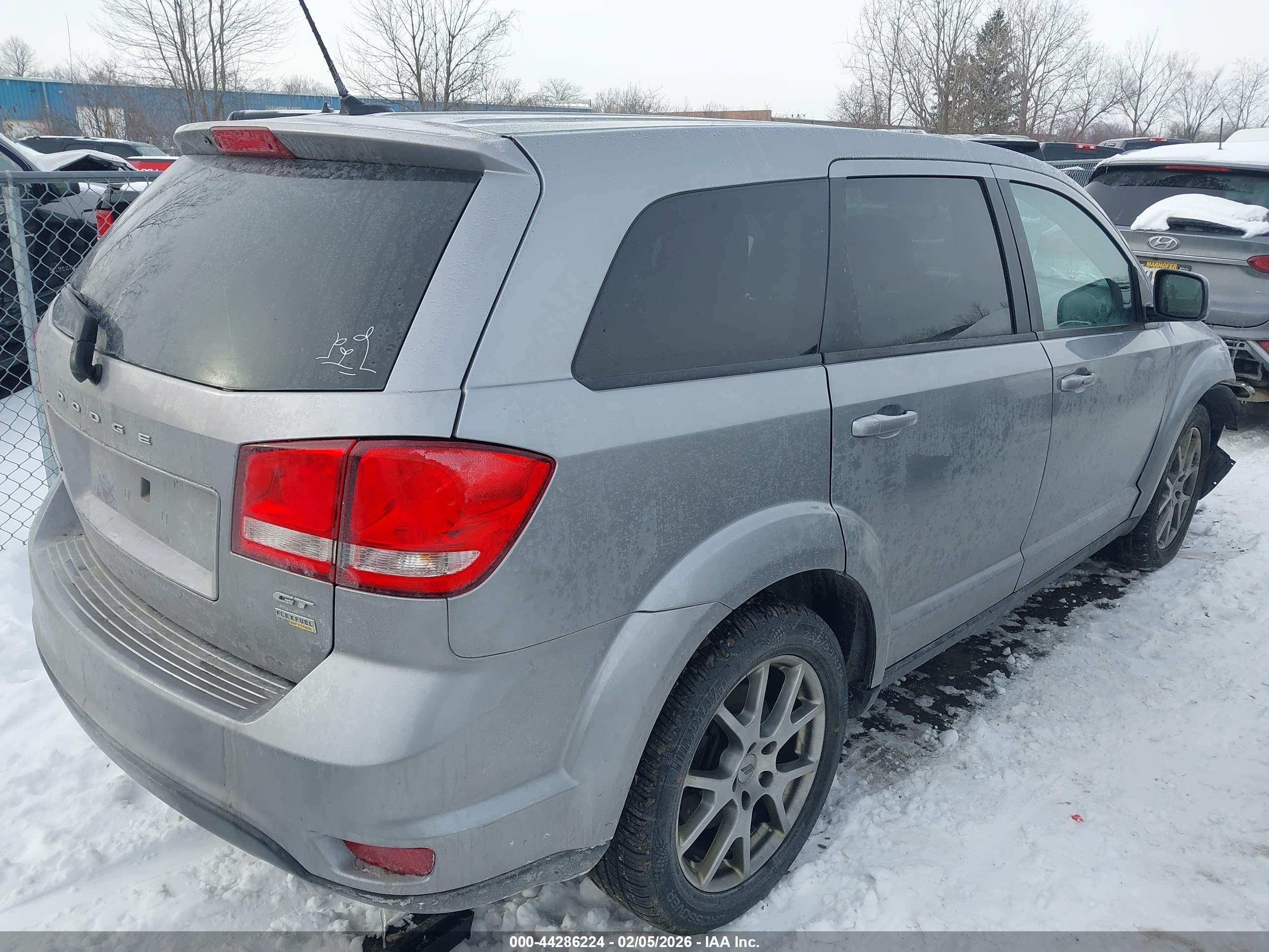 DODGE JOURNEY image 4