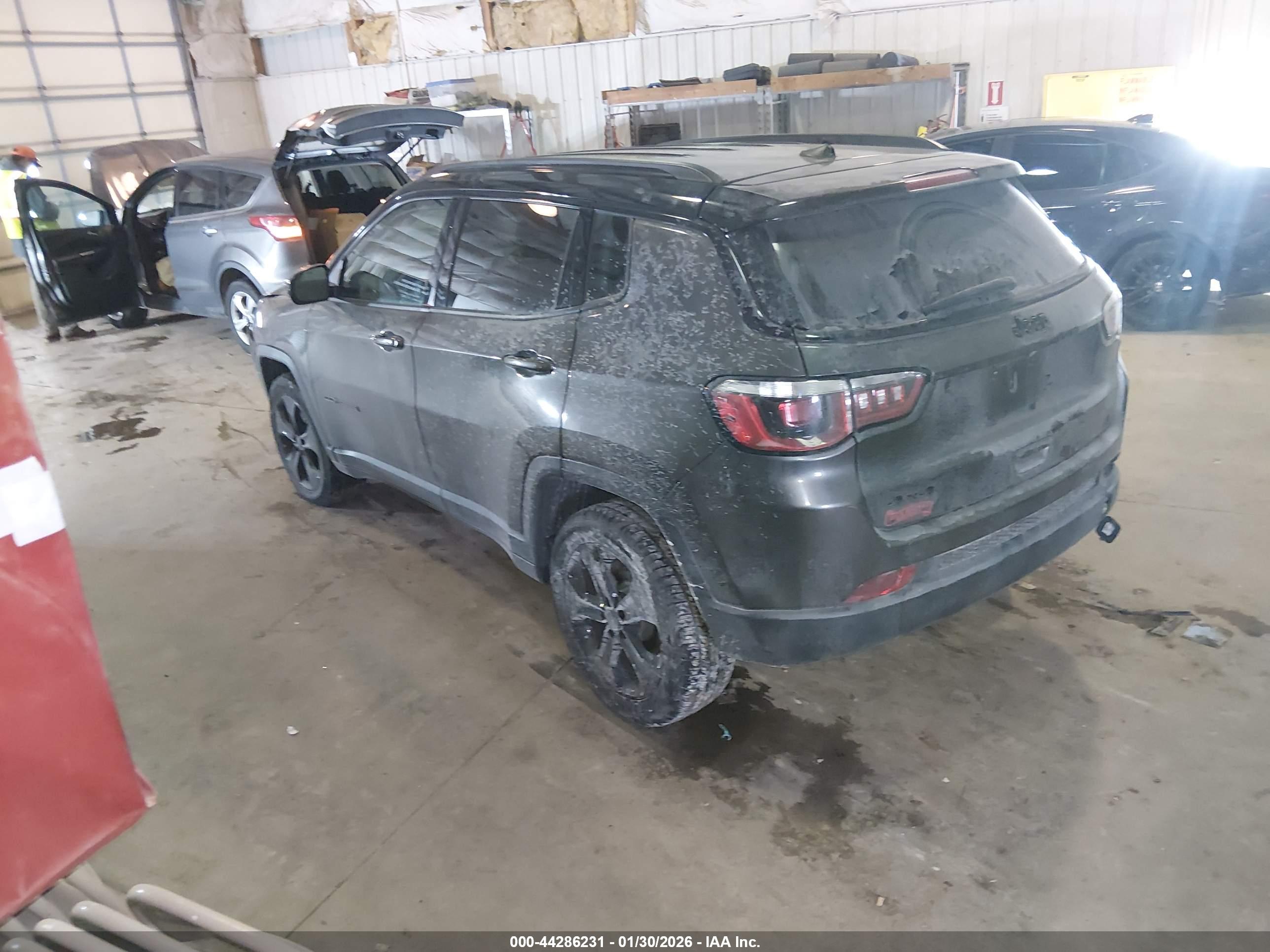 JEEP COMPASS image 3