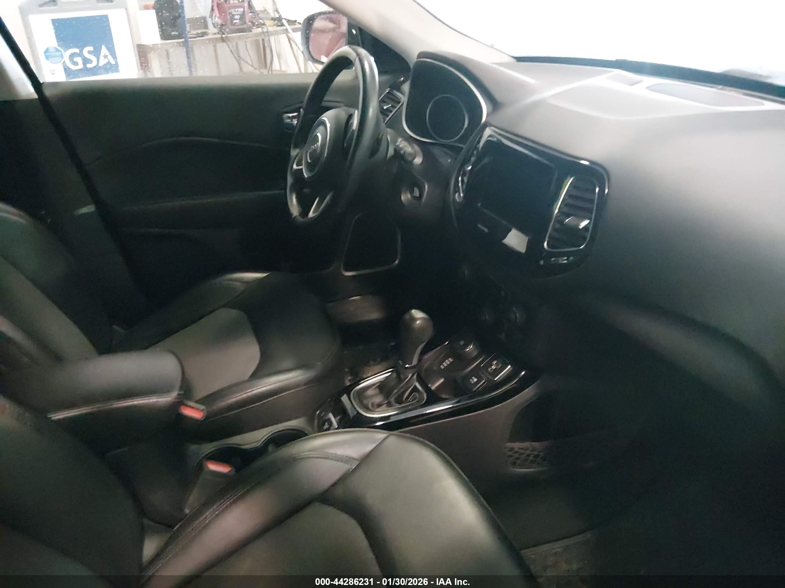 JEEP COMPASS image 5