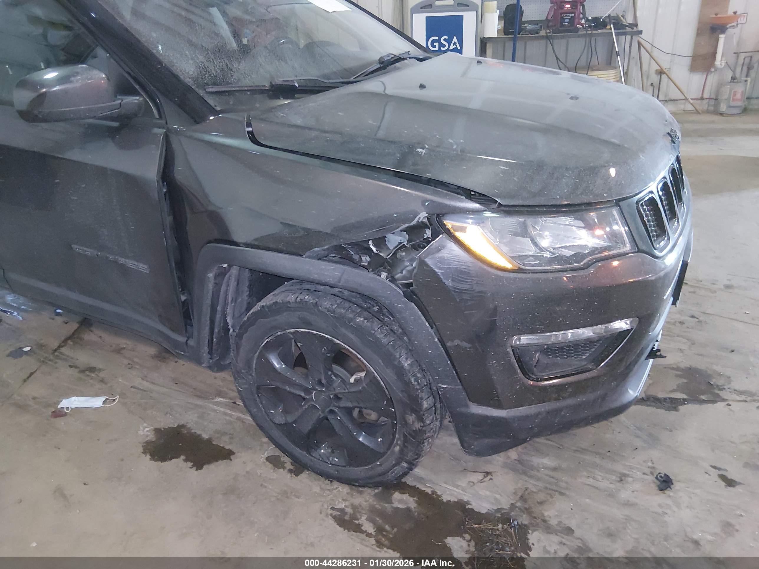JEEP COMPASS image 6