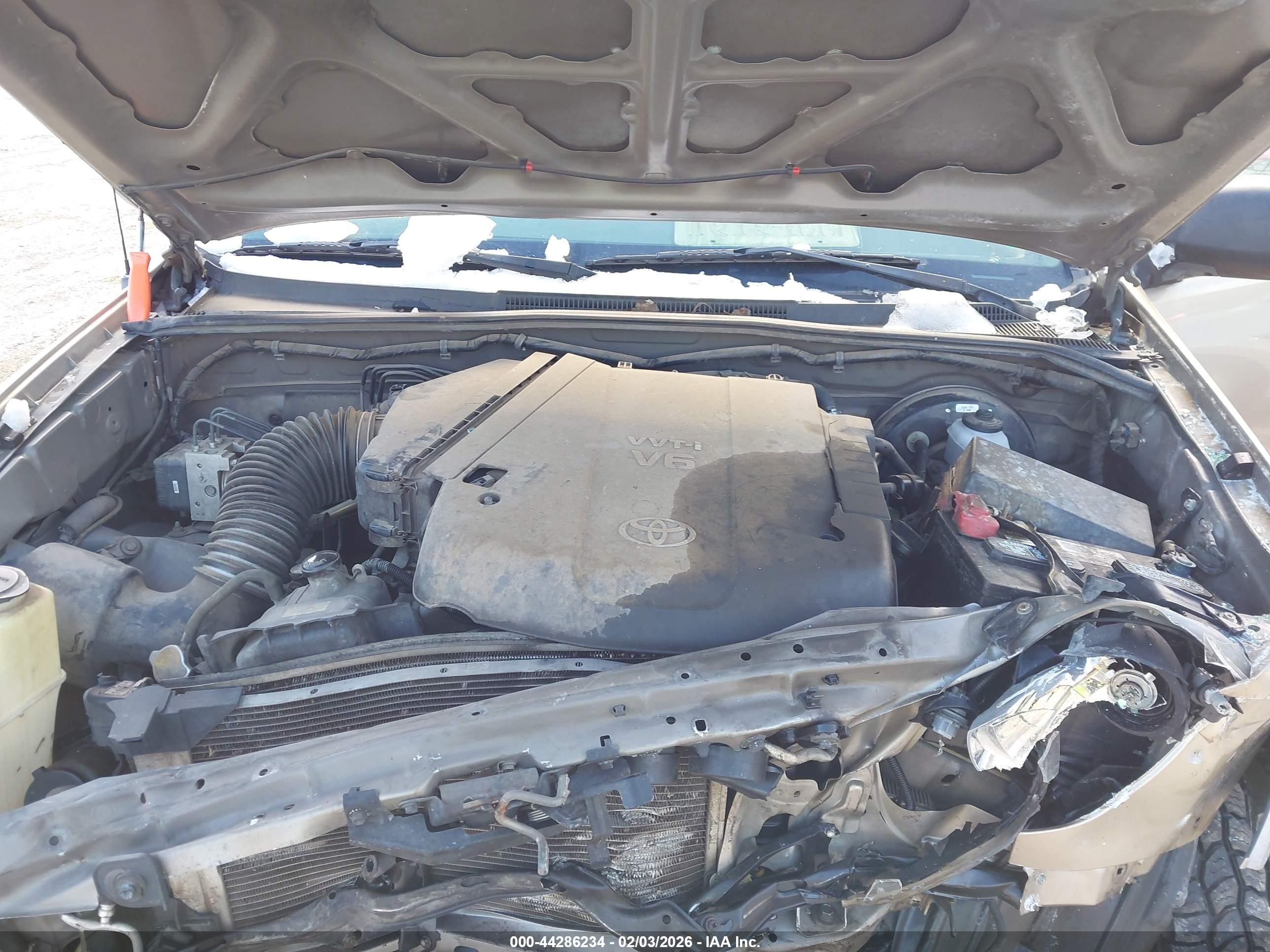 TOYOTA TACOMA image 10