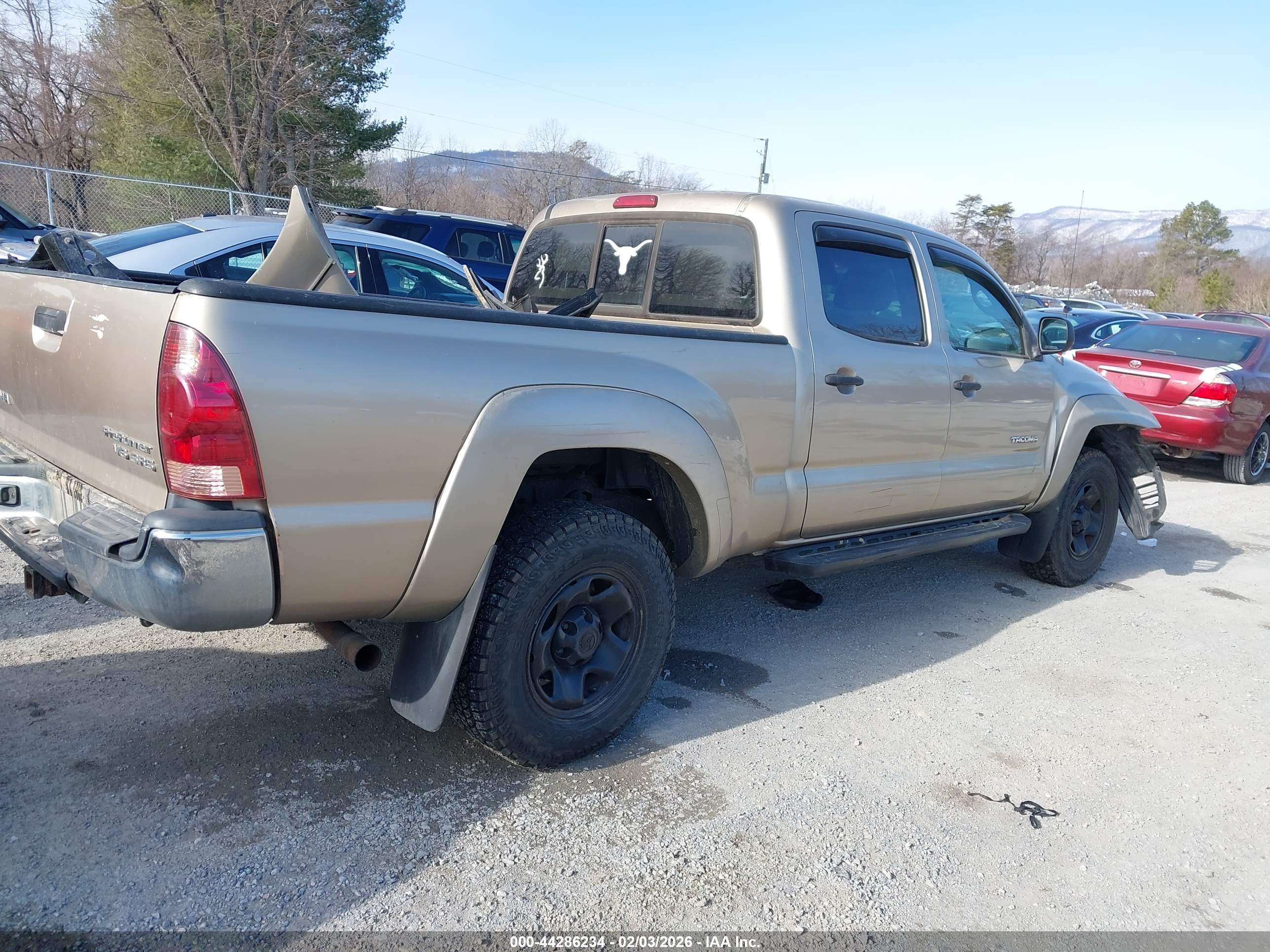 TOYOTA TACOMA image 4