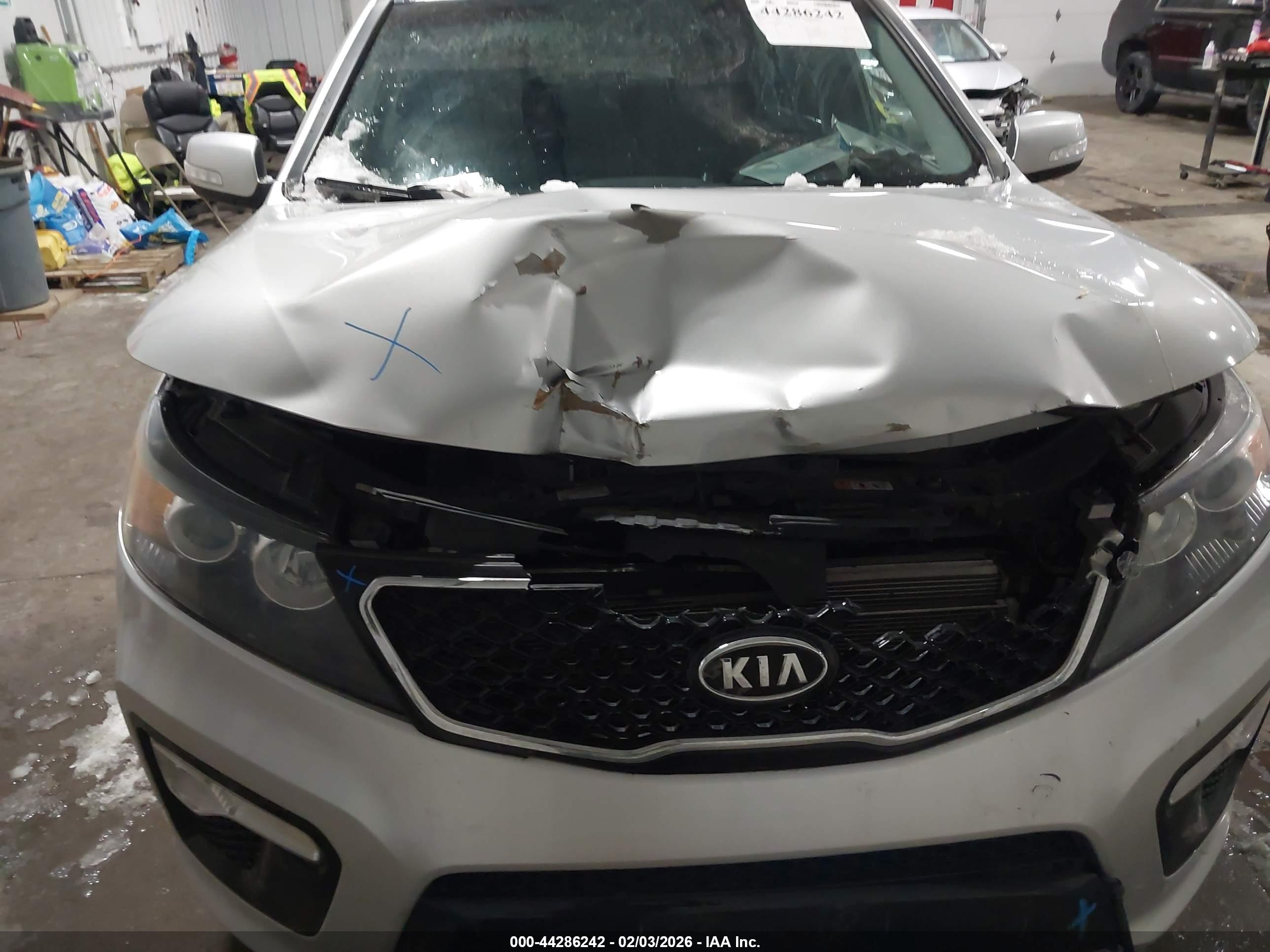 KIA SORENTO image 6