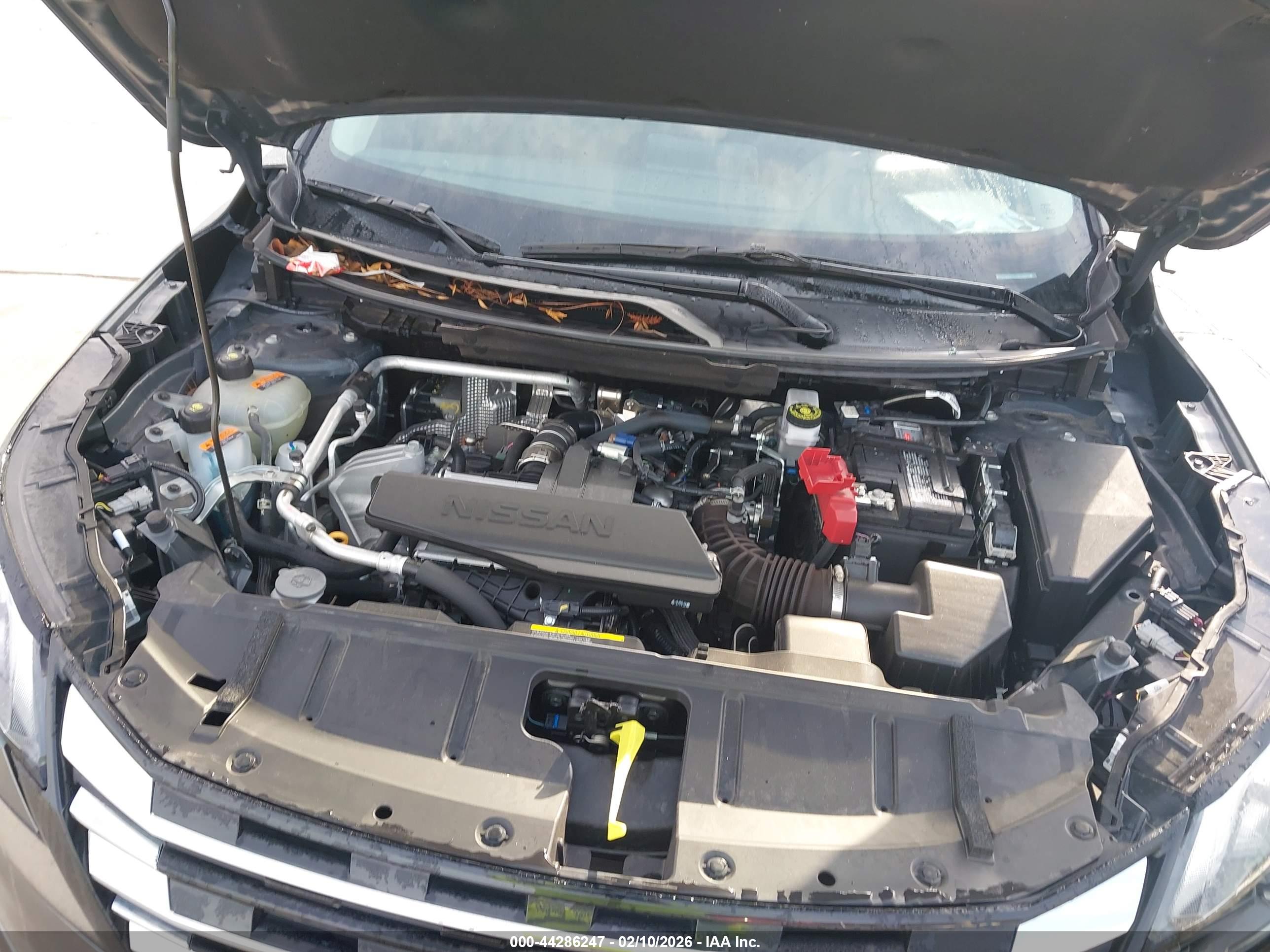 NISSAN ROGUE image 10