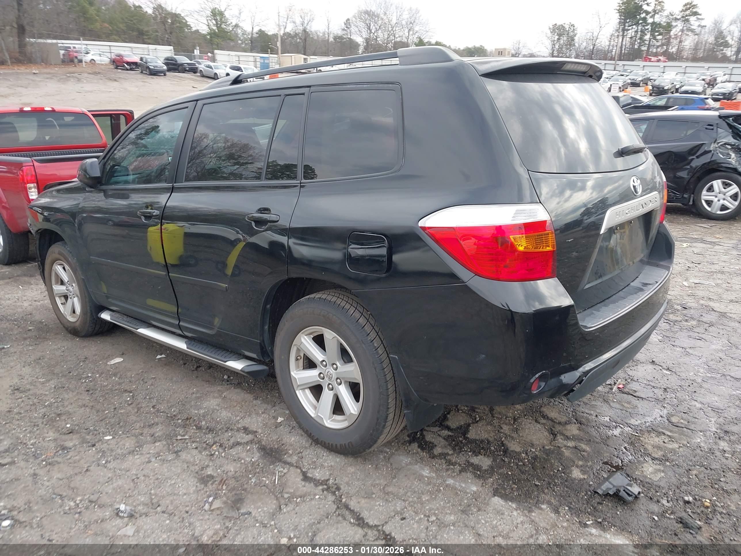 TOYOTA HIGHLANDER image 3