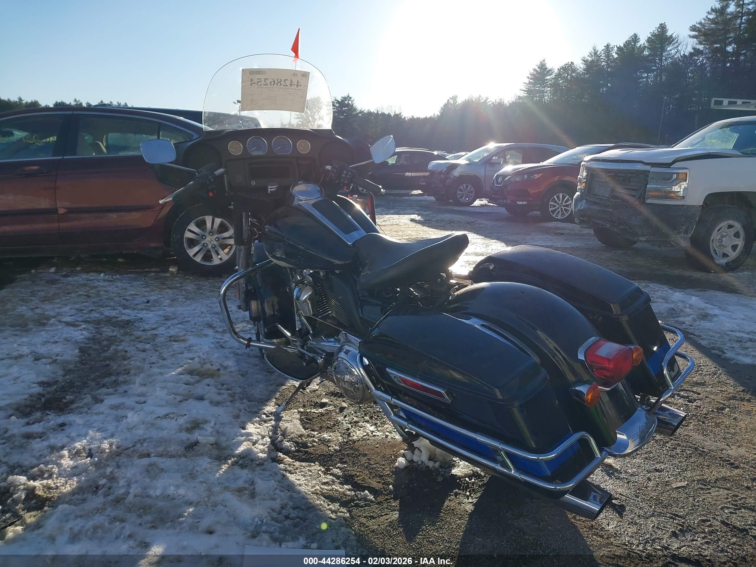 HARLEY-DAVIDSON FLHTP image 3
