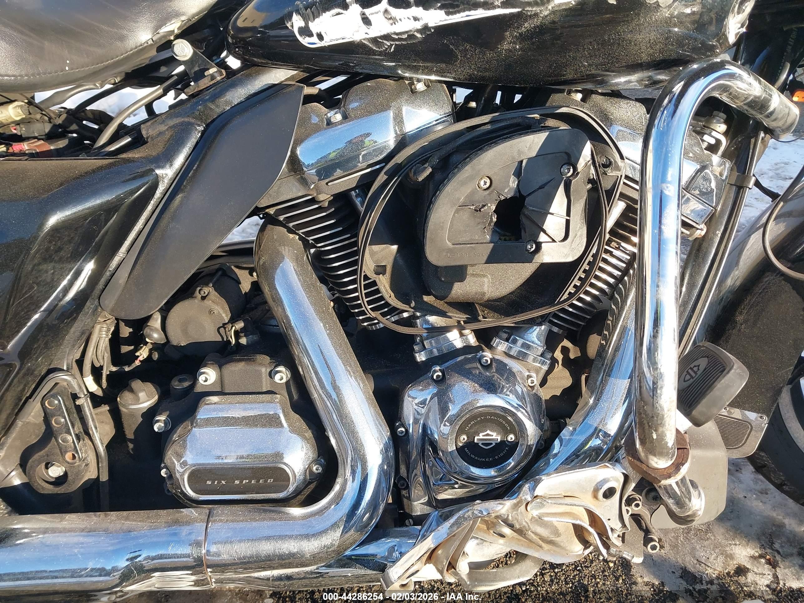 HARLEY-DAVIDSON FLHTP image 8