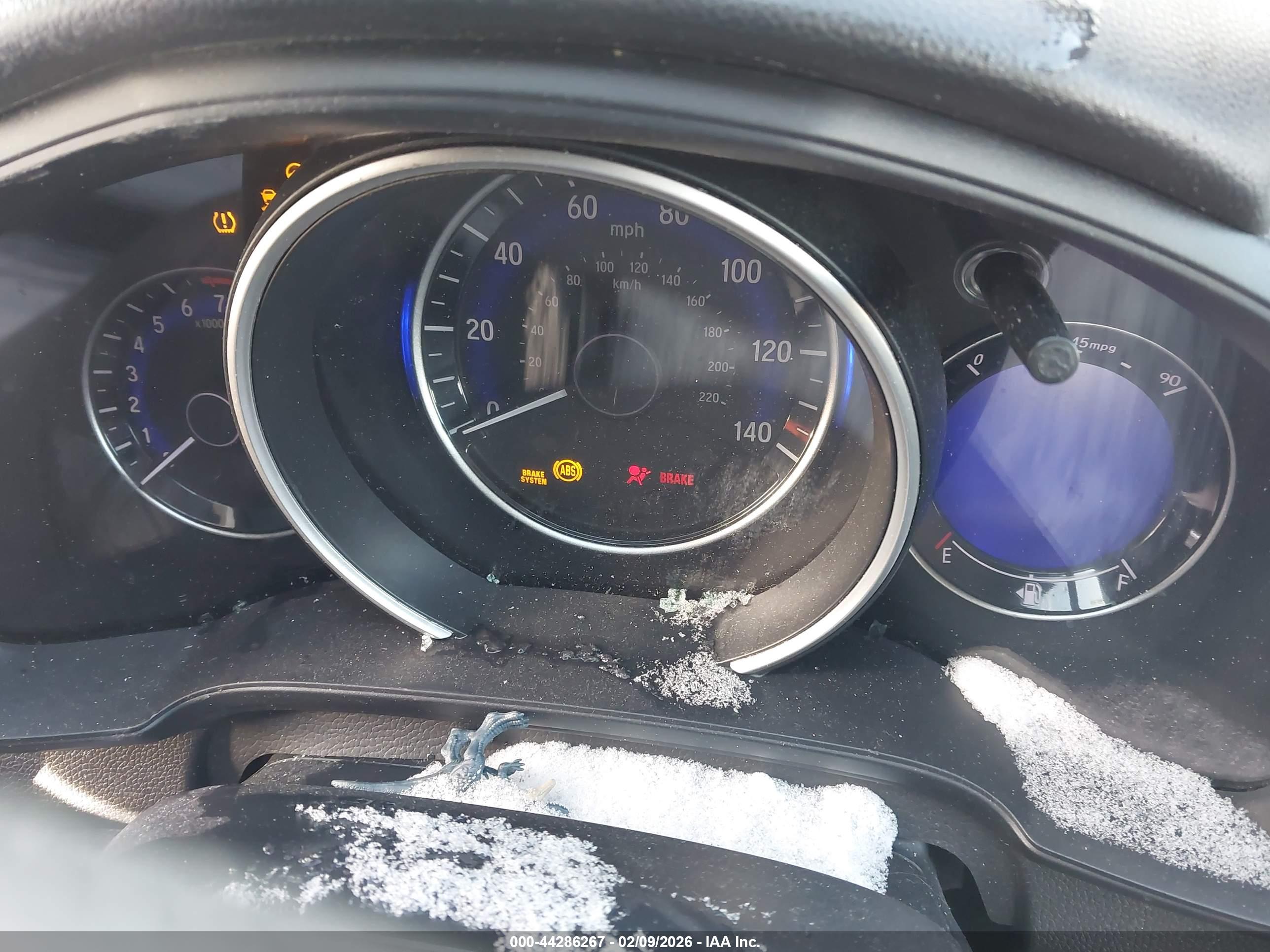 HONDA FIT image 7