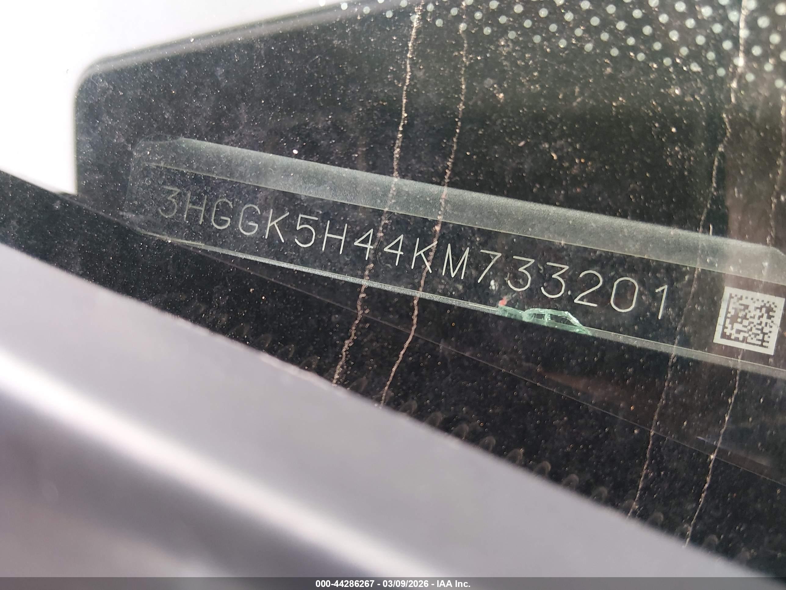 HONDA FIT image 9