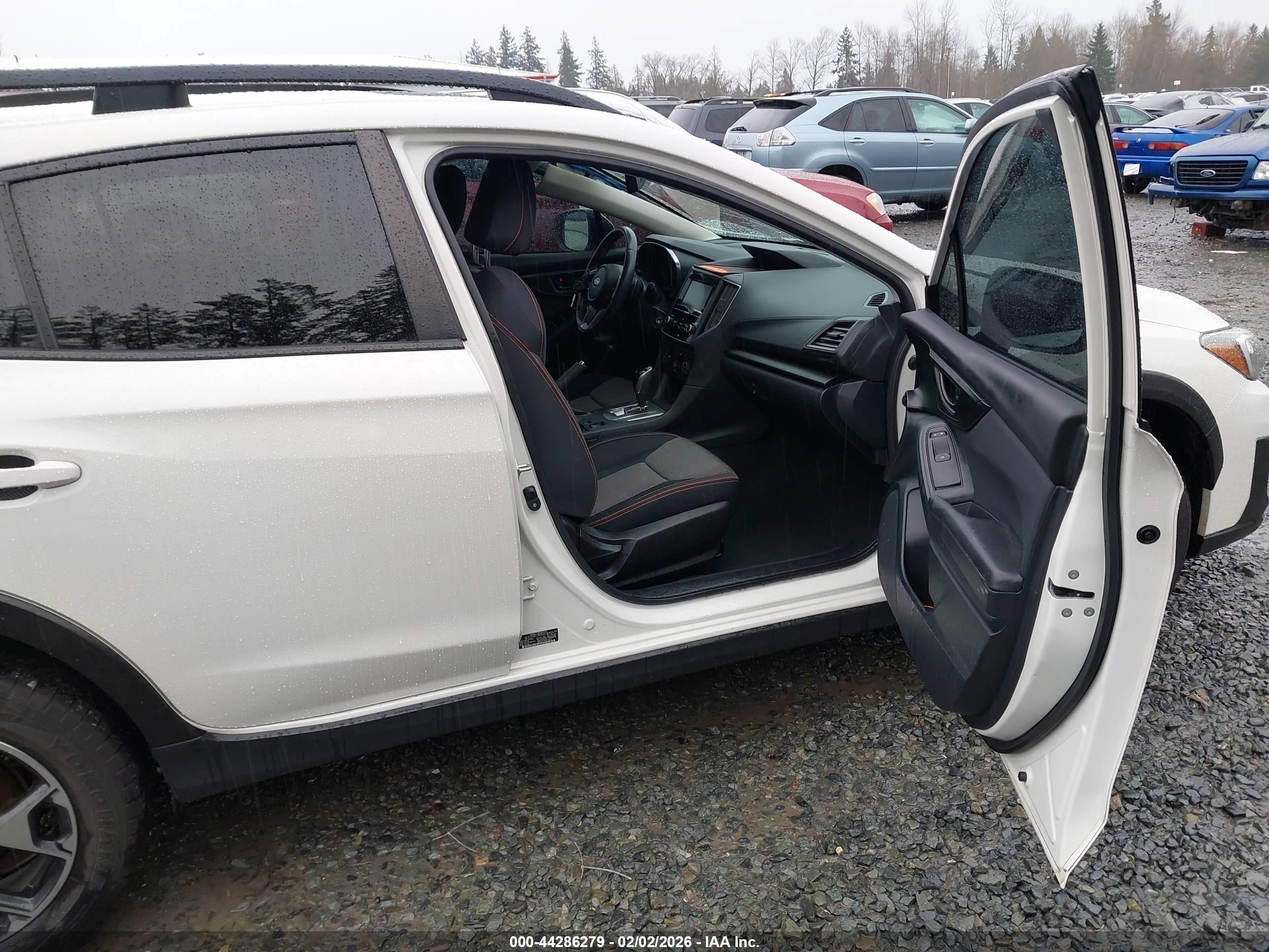 SUBARU CROSSTREK image 5