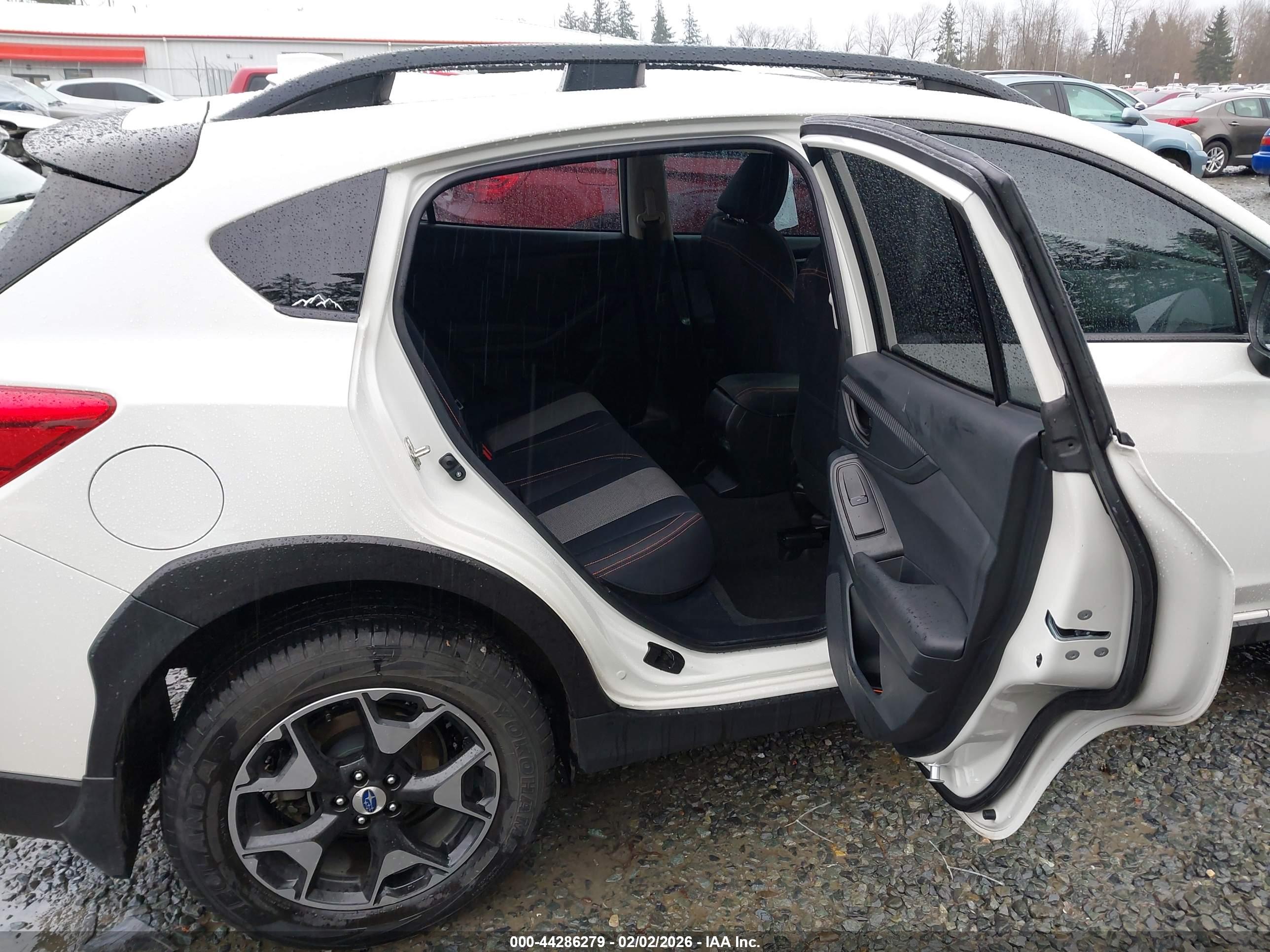 SUBARU CROSSTREK image 8