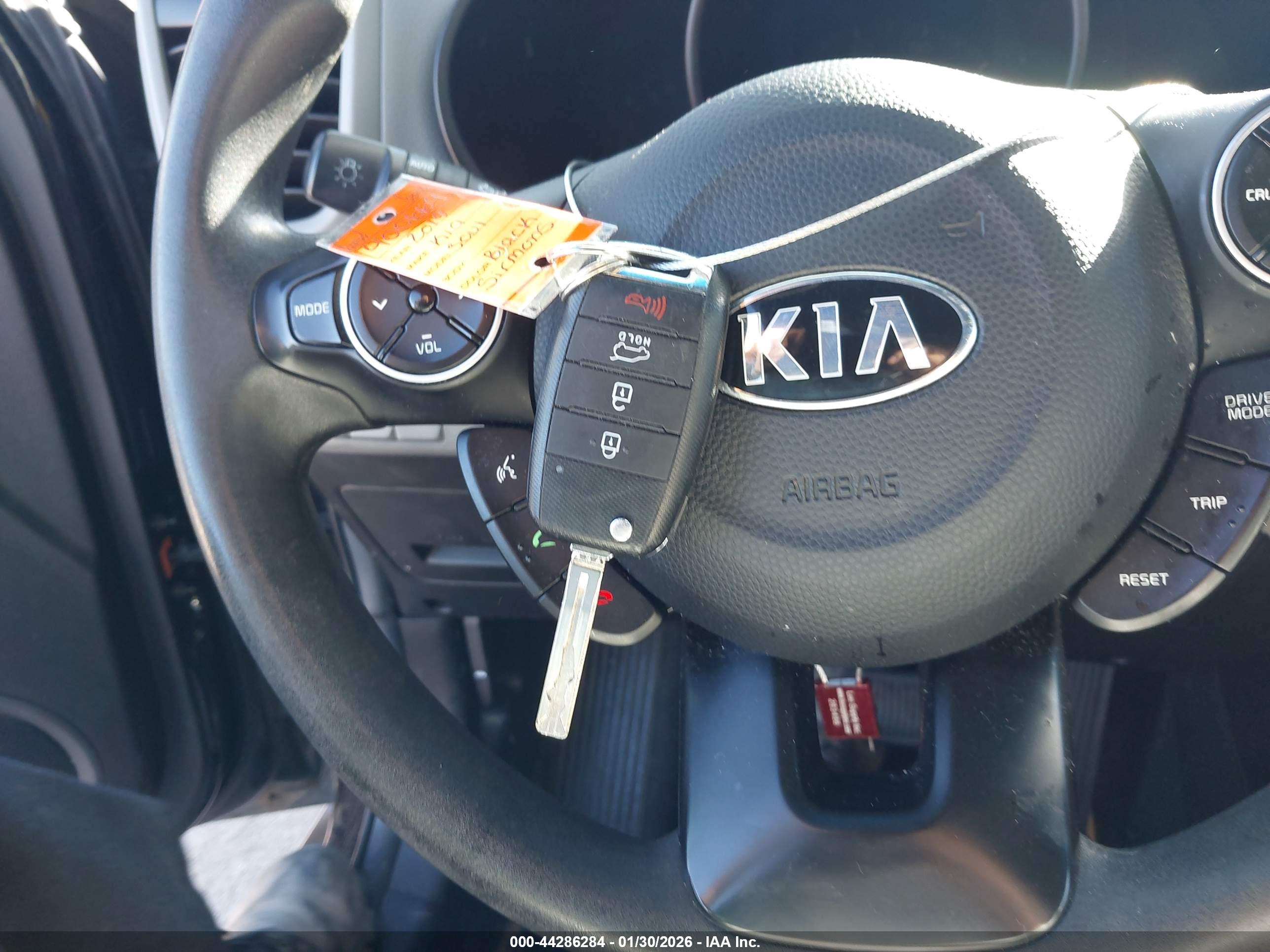 KIA SOUL image 11