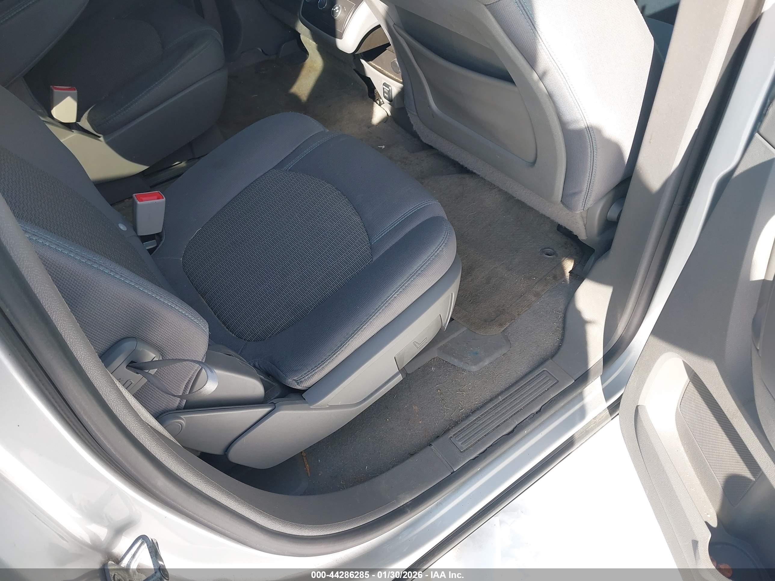 CHEVROLET TRAVERSE image 8