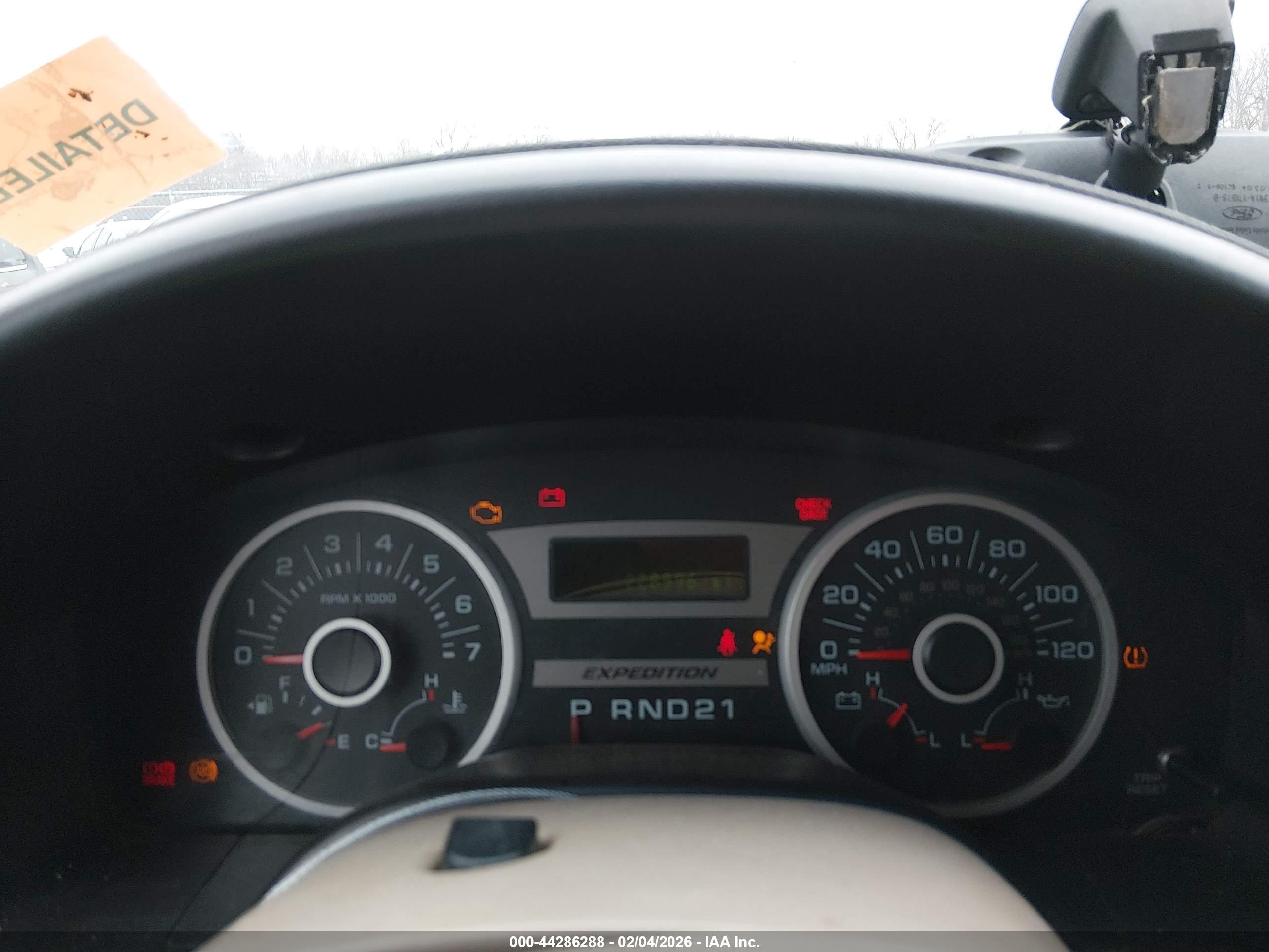 FORD EXPEDITION image 7