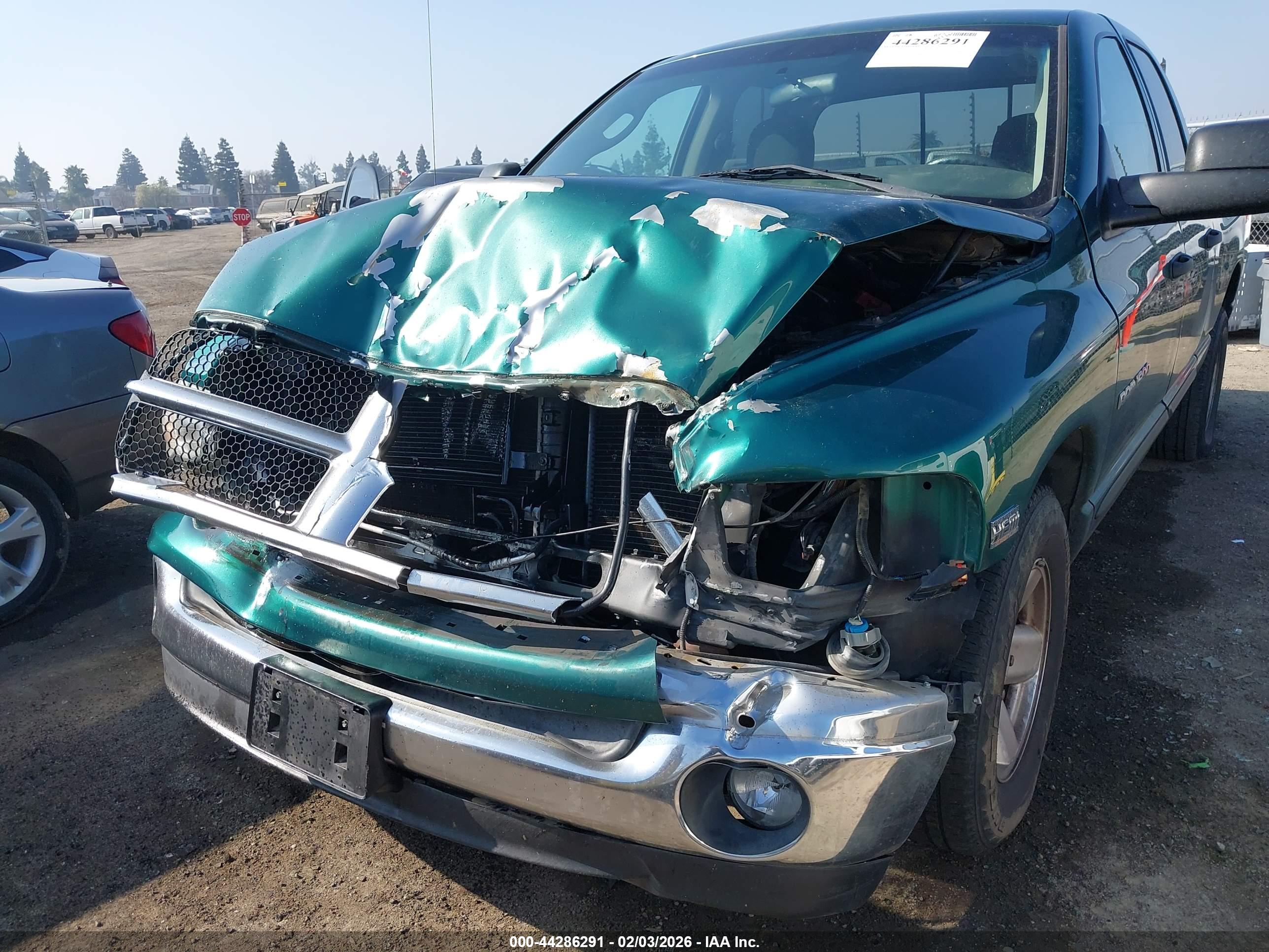 DODGE RAM image 6
