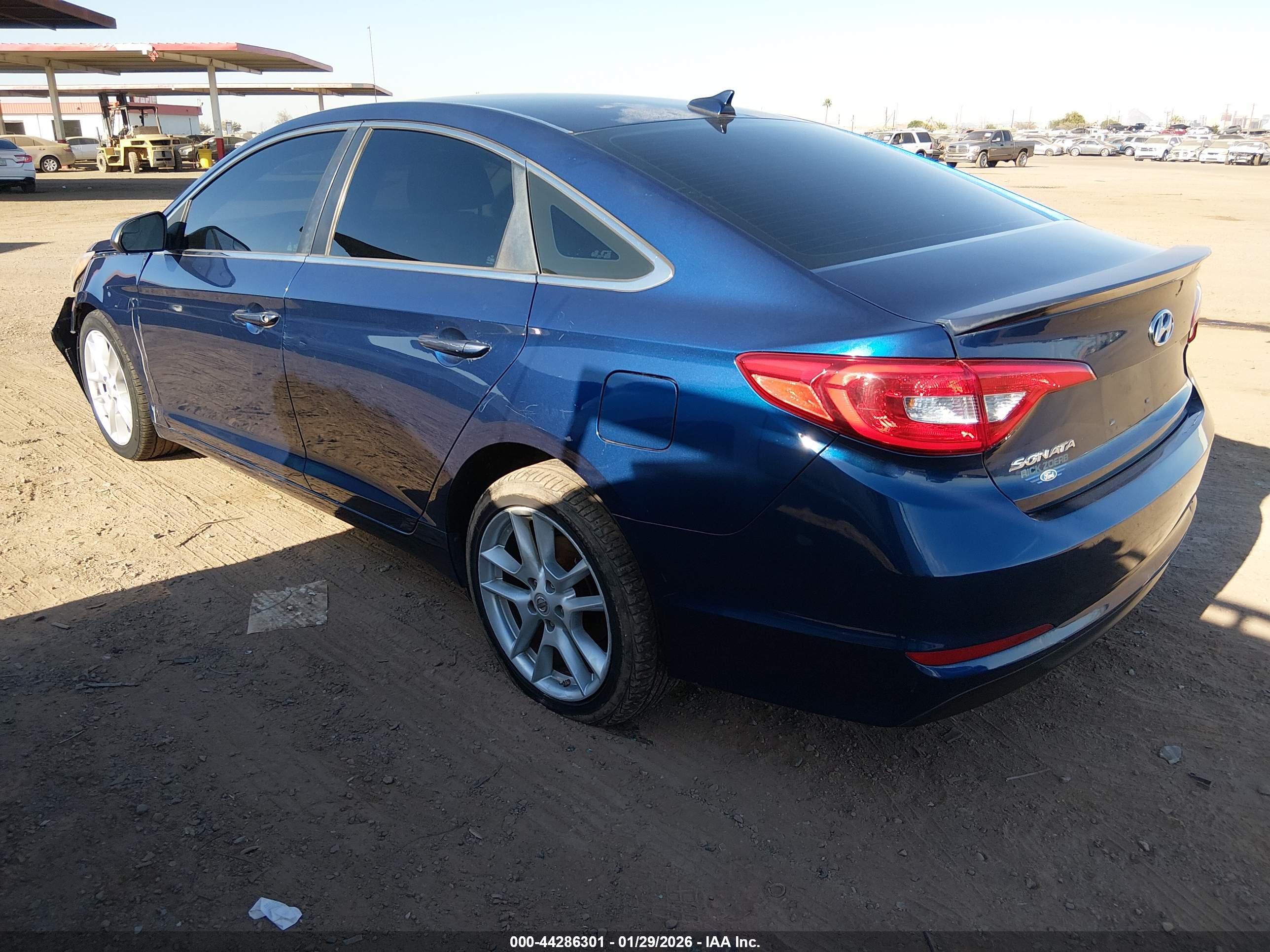 HYUNDAI SONATA image 3