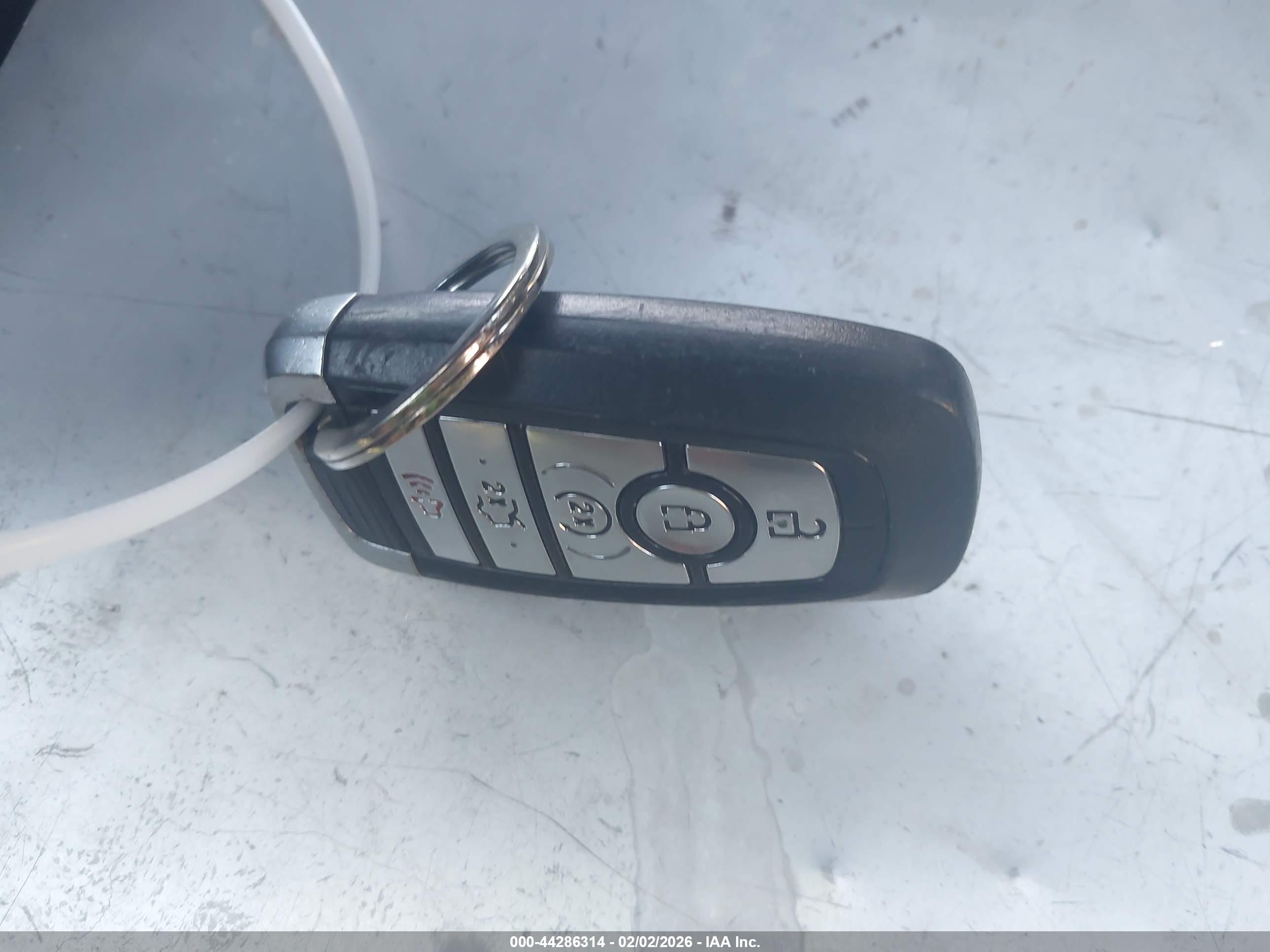 FORD EDGE image 11
