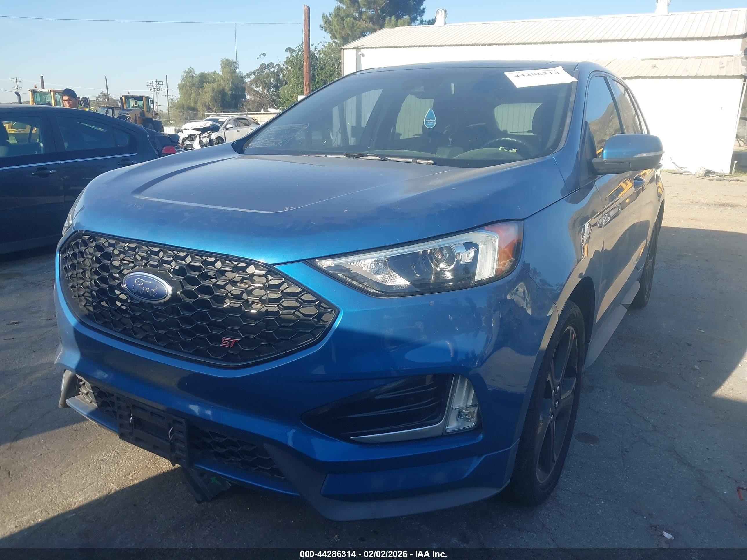 FORD EDGE image 2