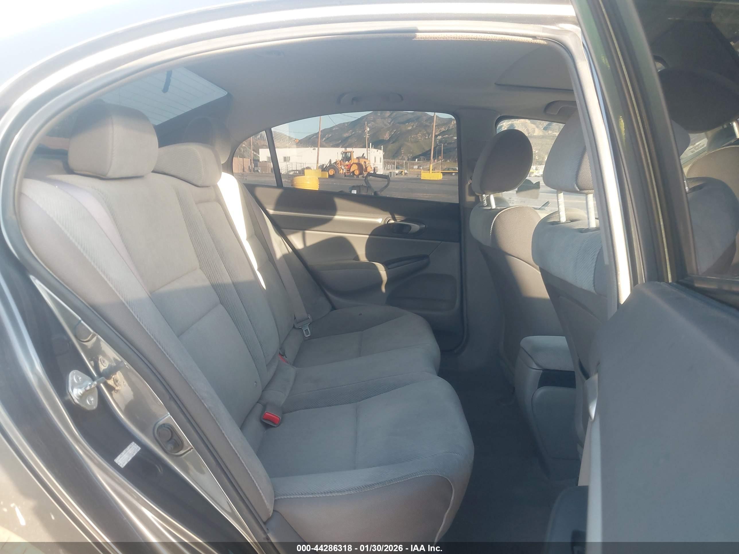 HONDA CIVIC image 8