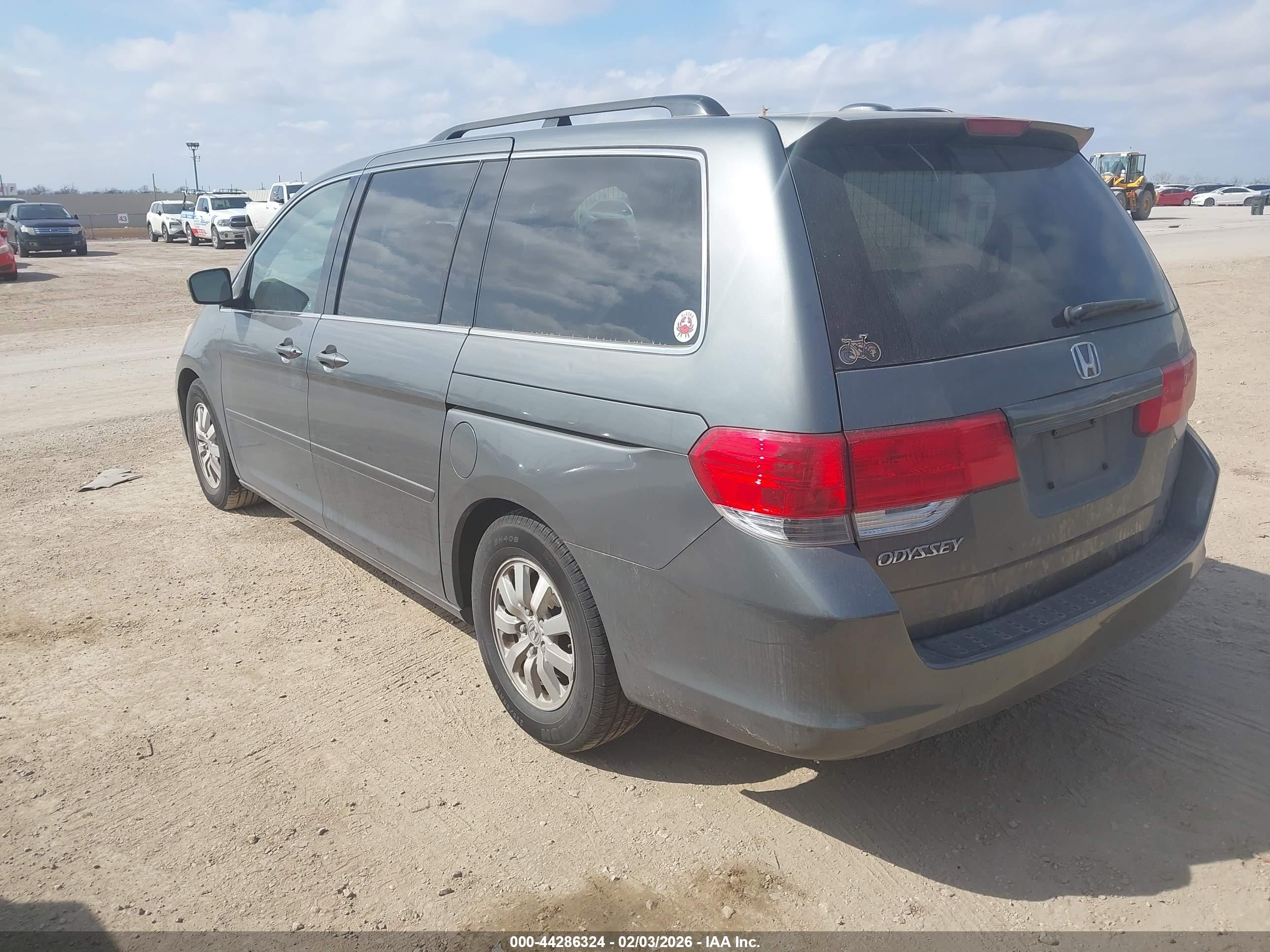 HONDA ODYSSEY image 3