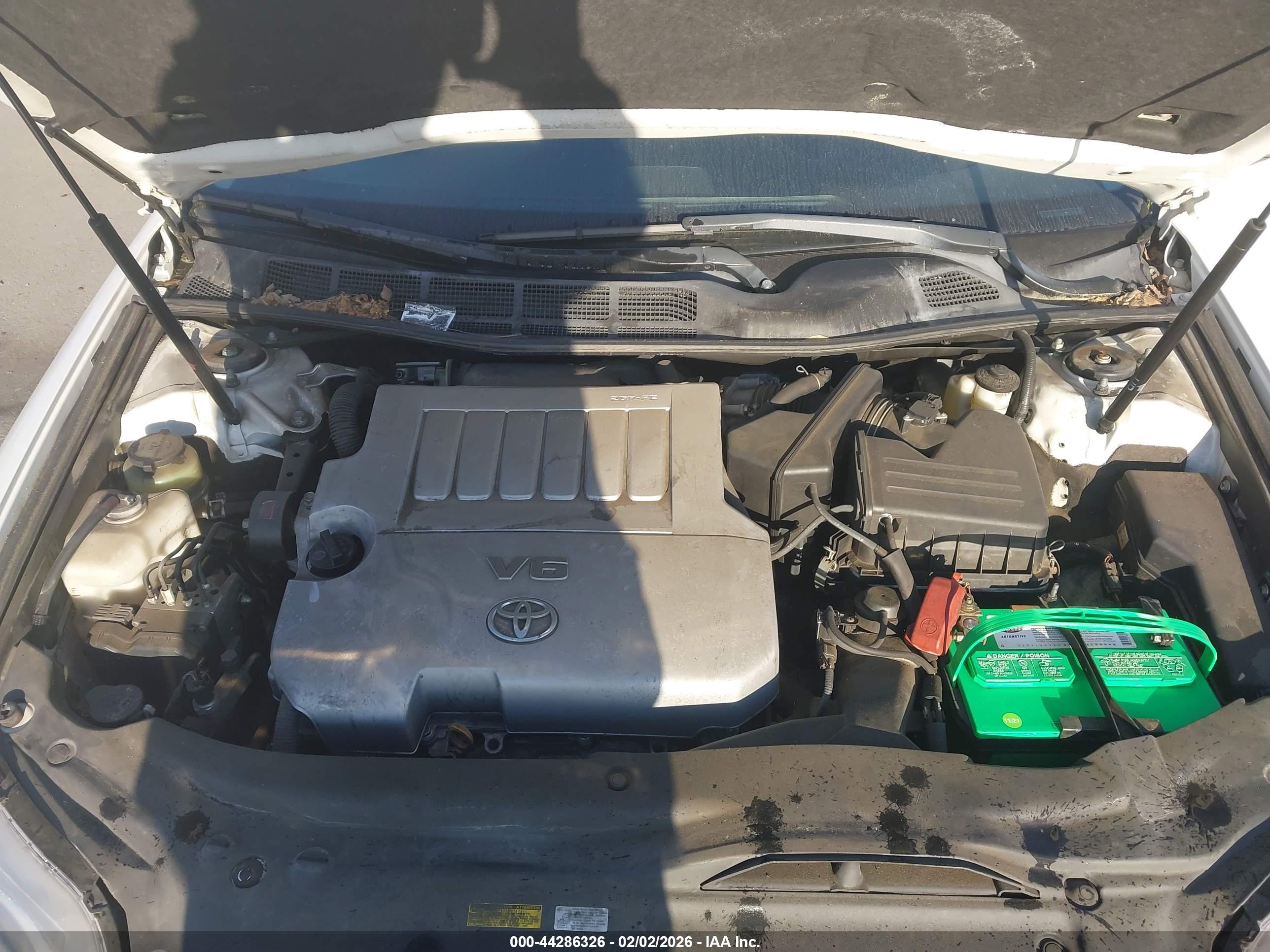TOYOTA AVALON image 10