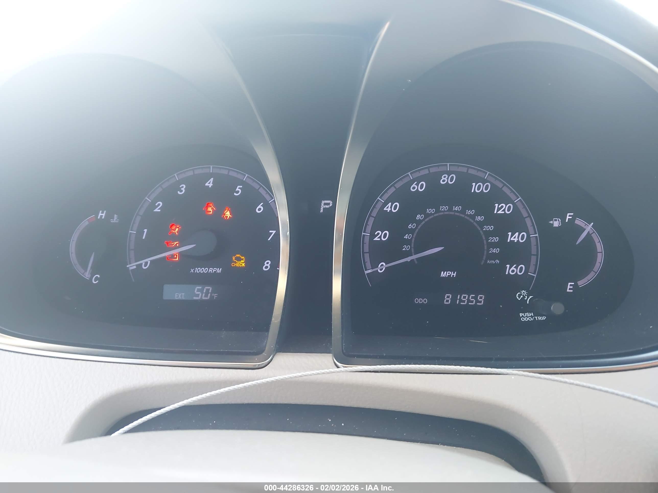 TOYOTA AVALON image 7