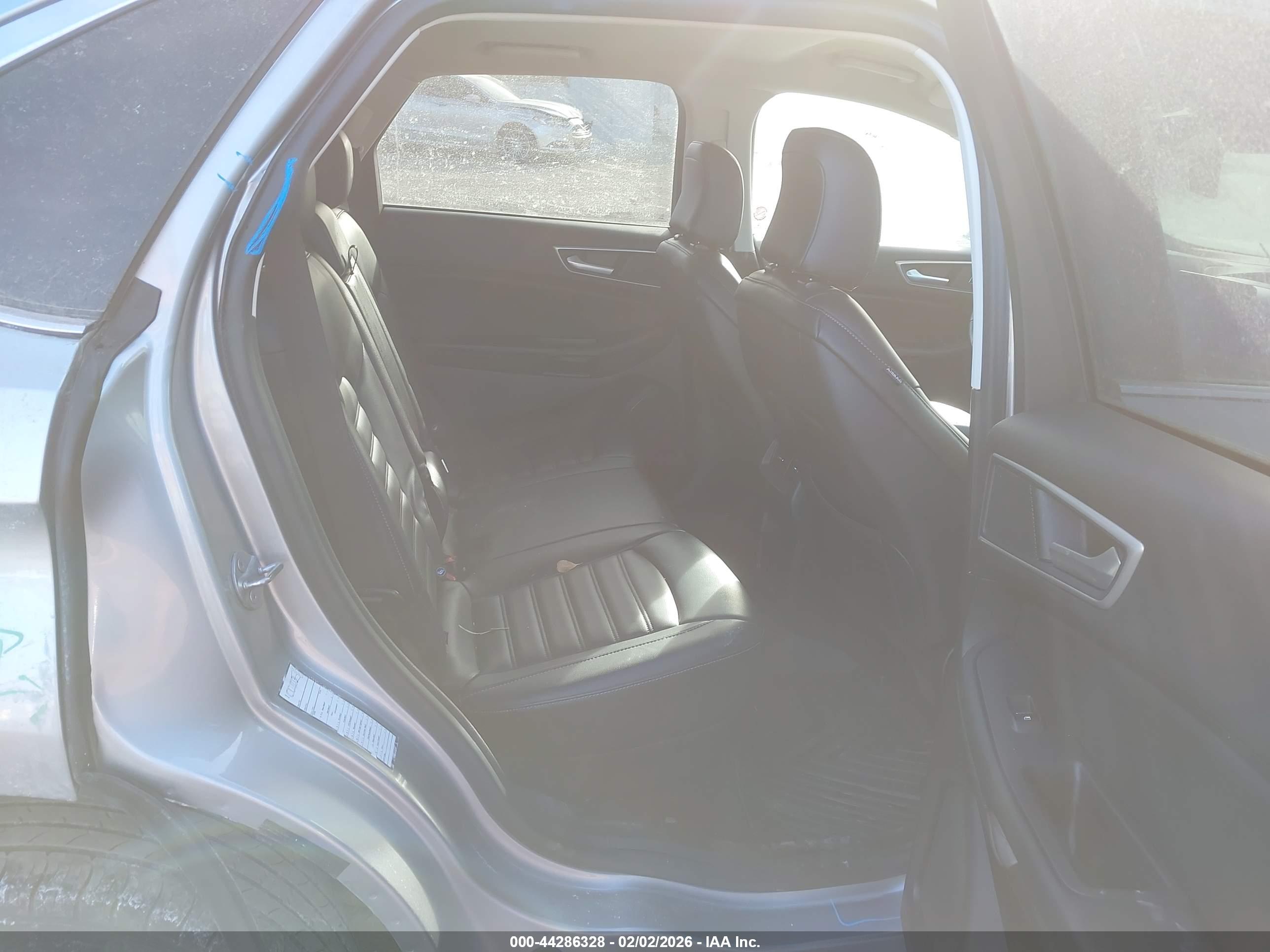 FORD EDGE image 8