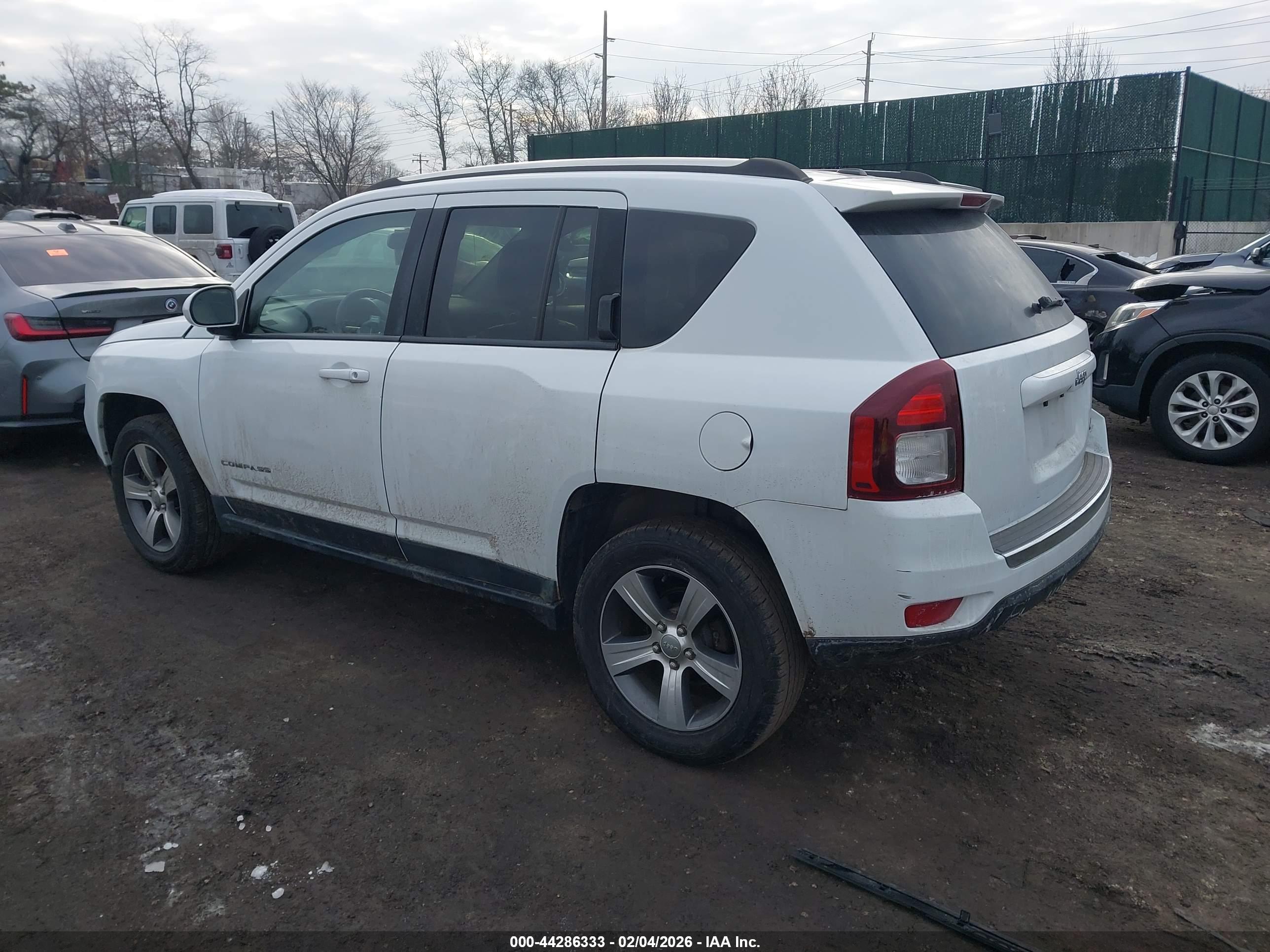 JEEP COMPASS image 3