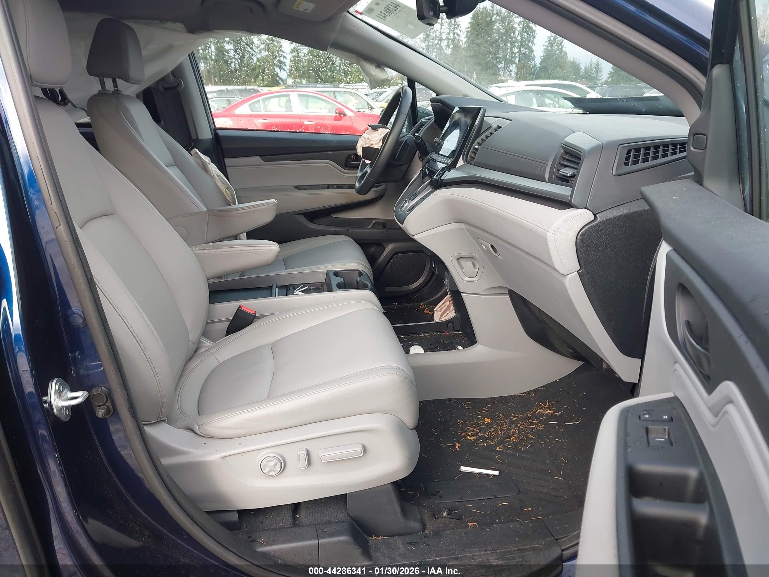 HONDA ODYSSEY image 5
