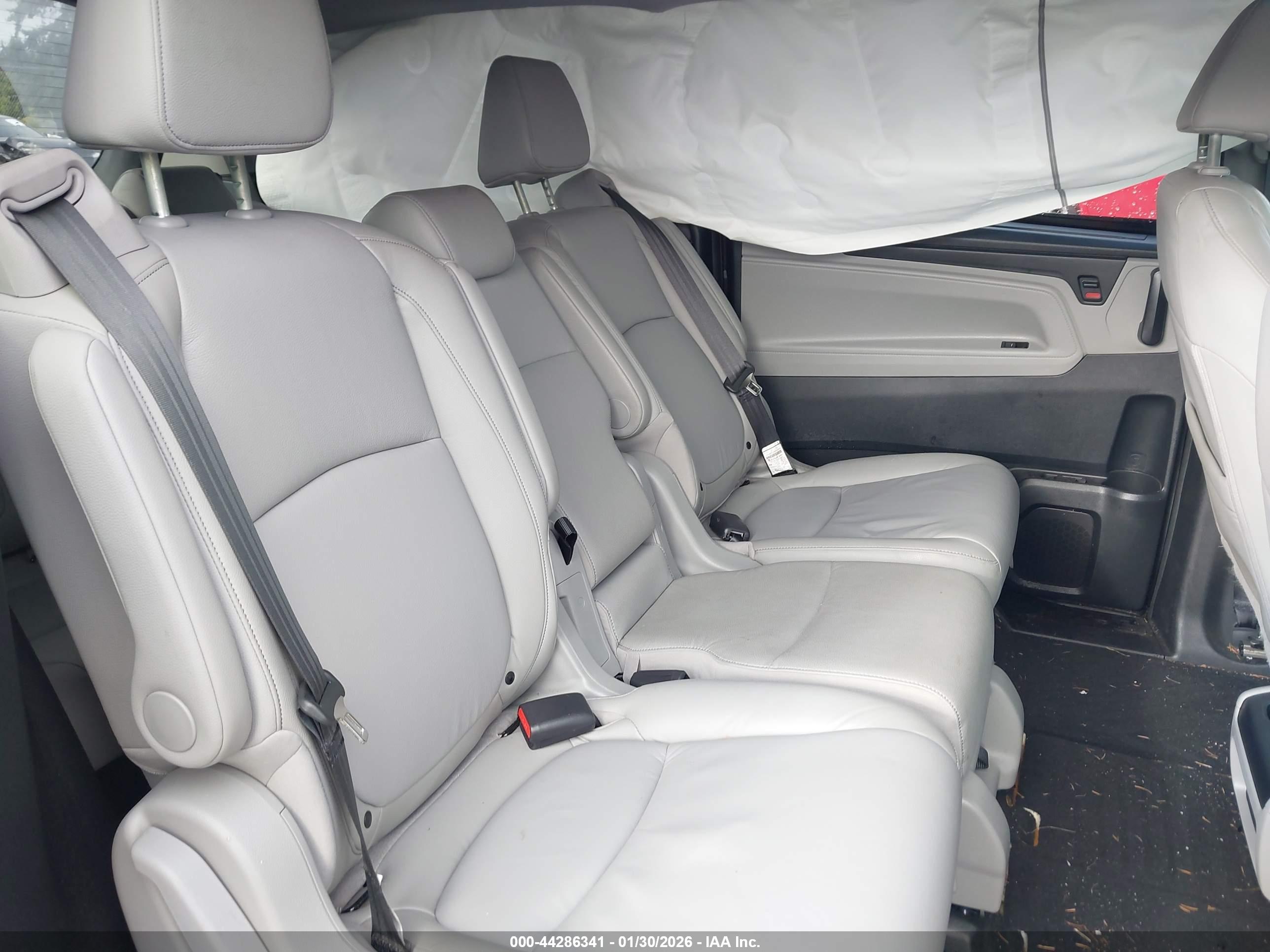 HONDA ODYSSEY image 8