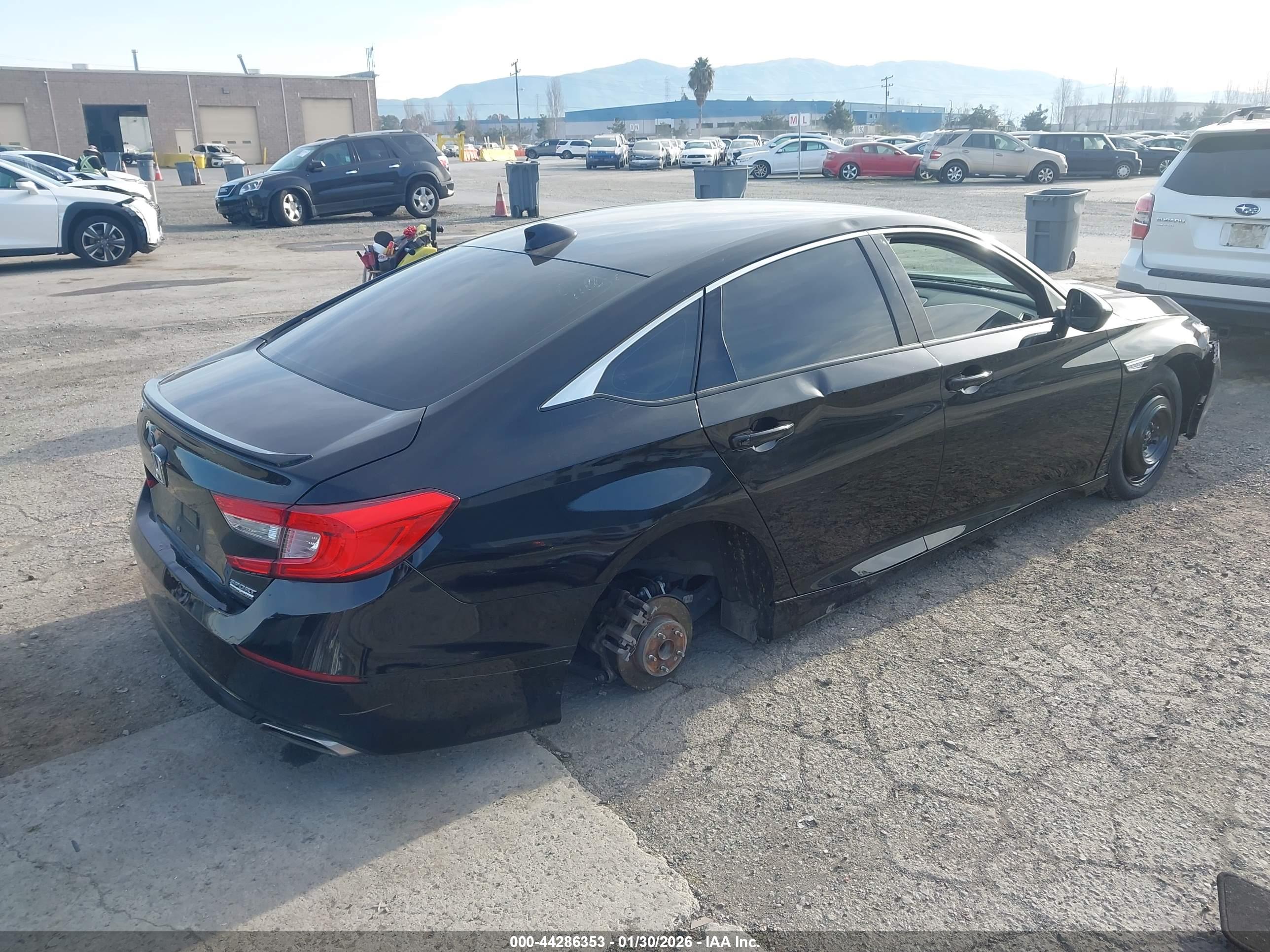 HONDA ACCORD image 4