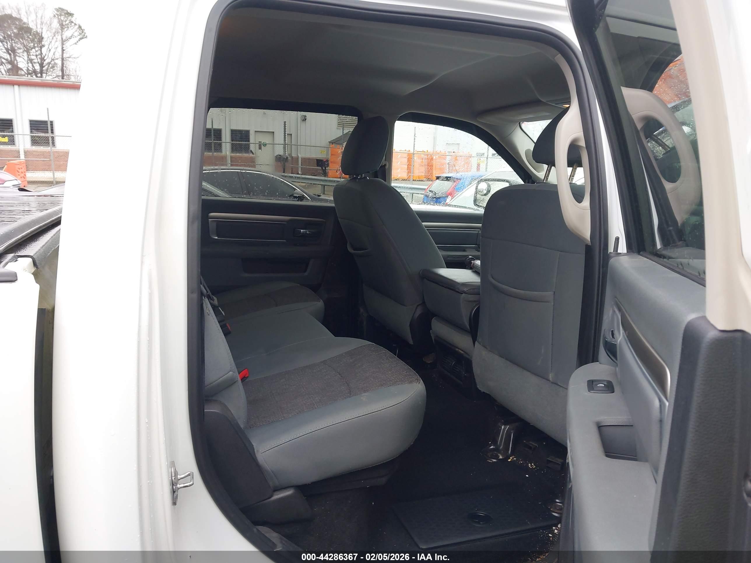 RAM 1500 image 8
