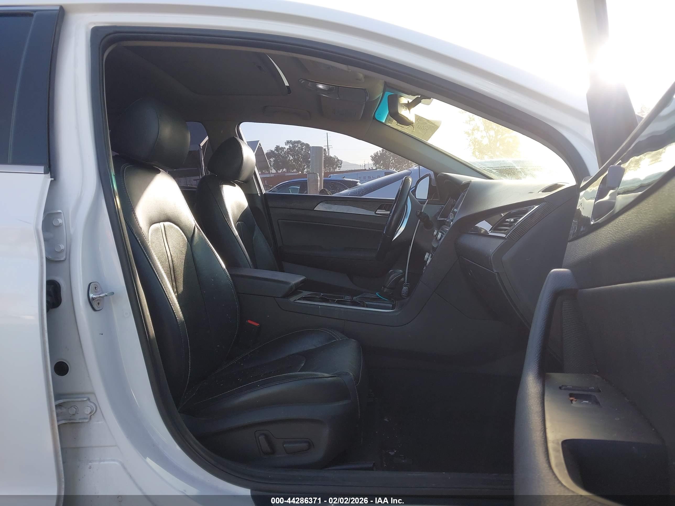 HYUNDAI SONATA image 5