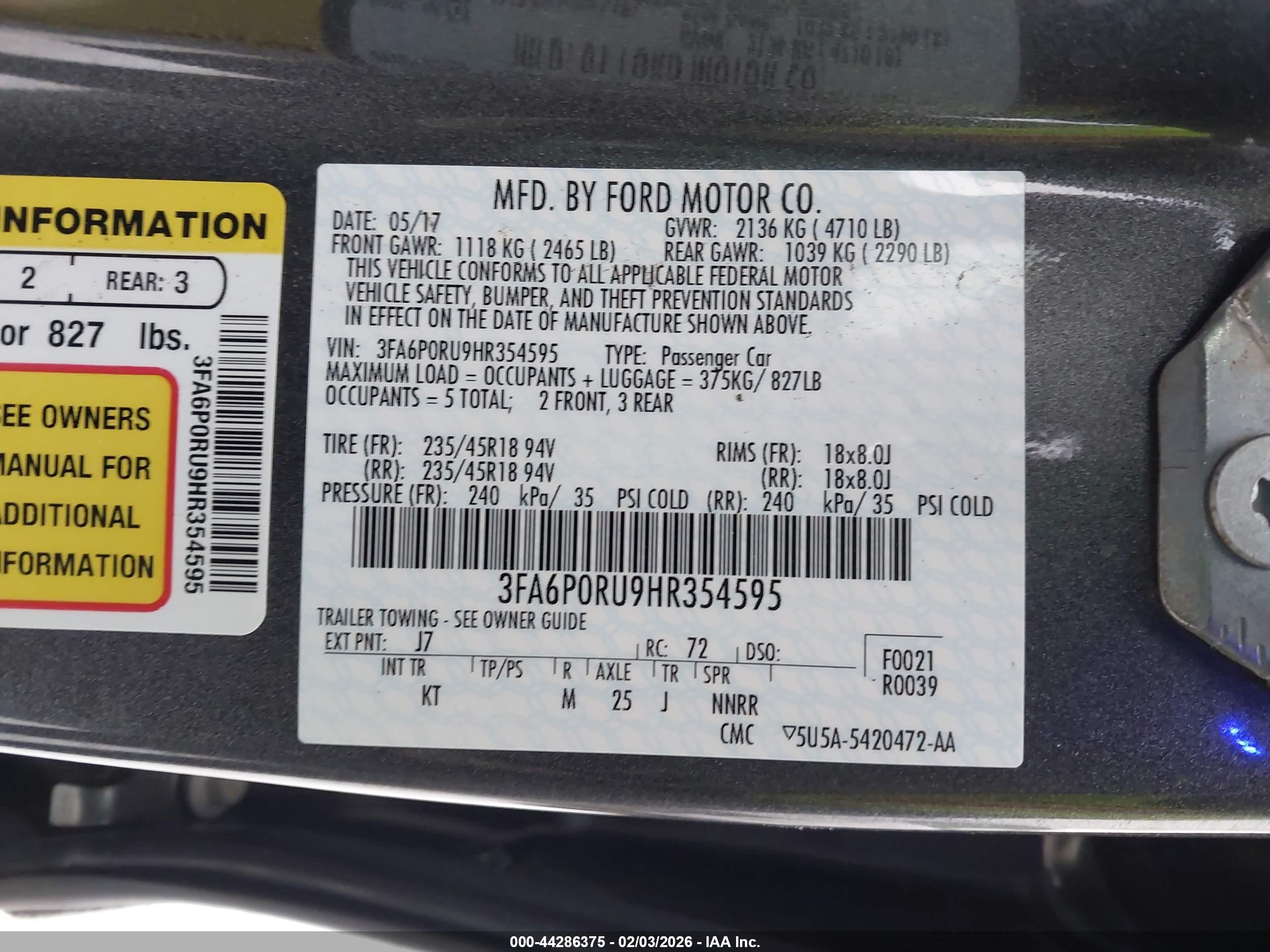 FORD FUSION image 9