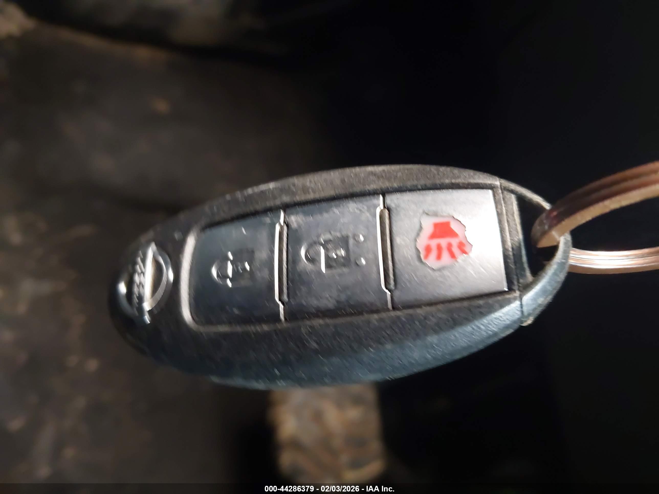 NISSAN ROGUE image 11