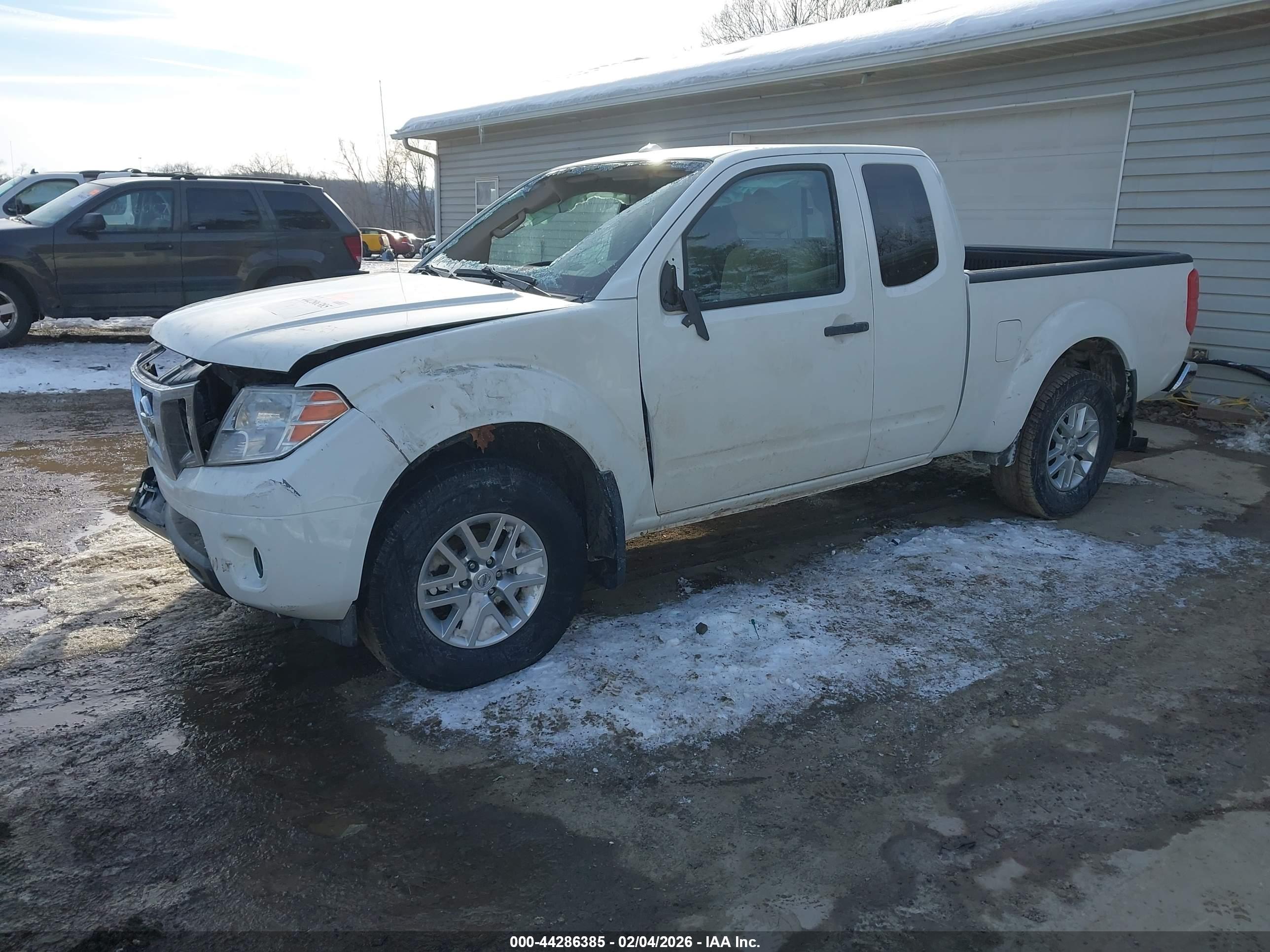 NISSAN FRONTIER image 2