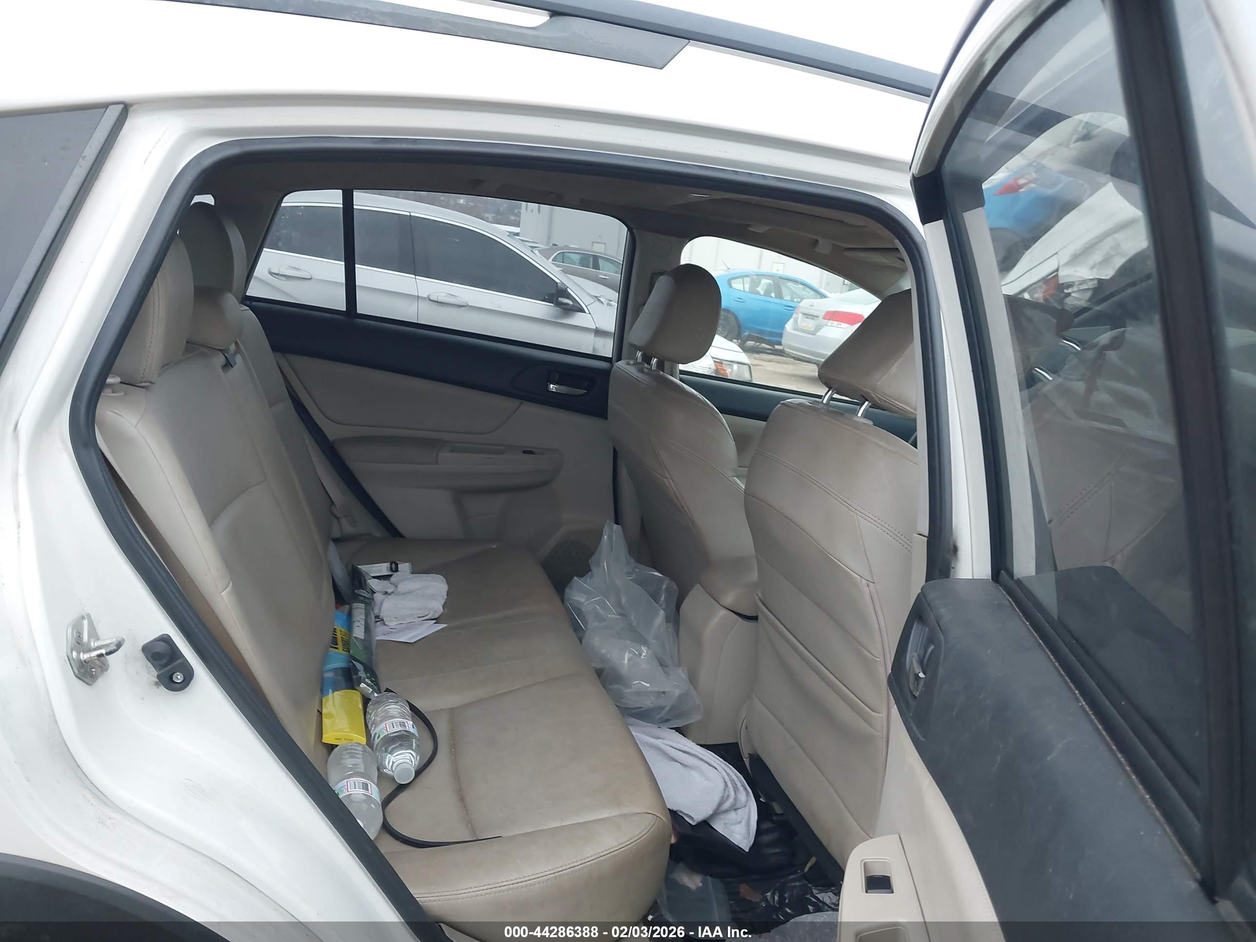 SUBARU XV image 8