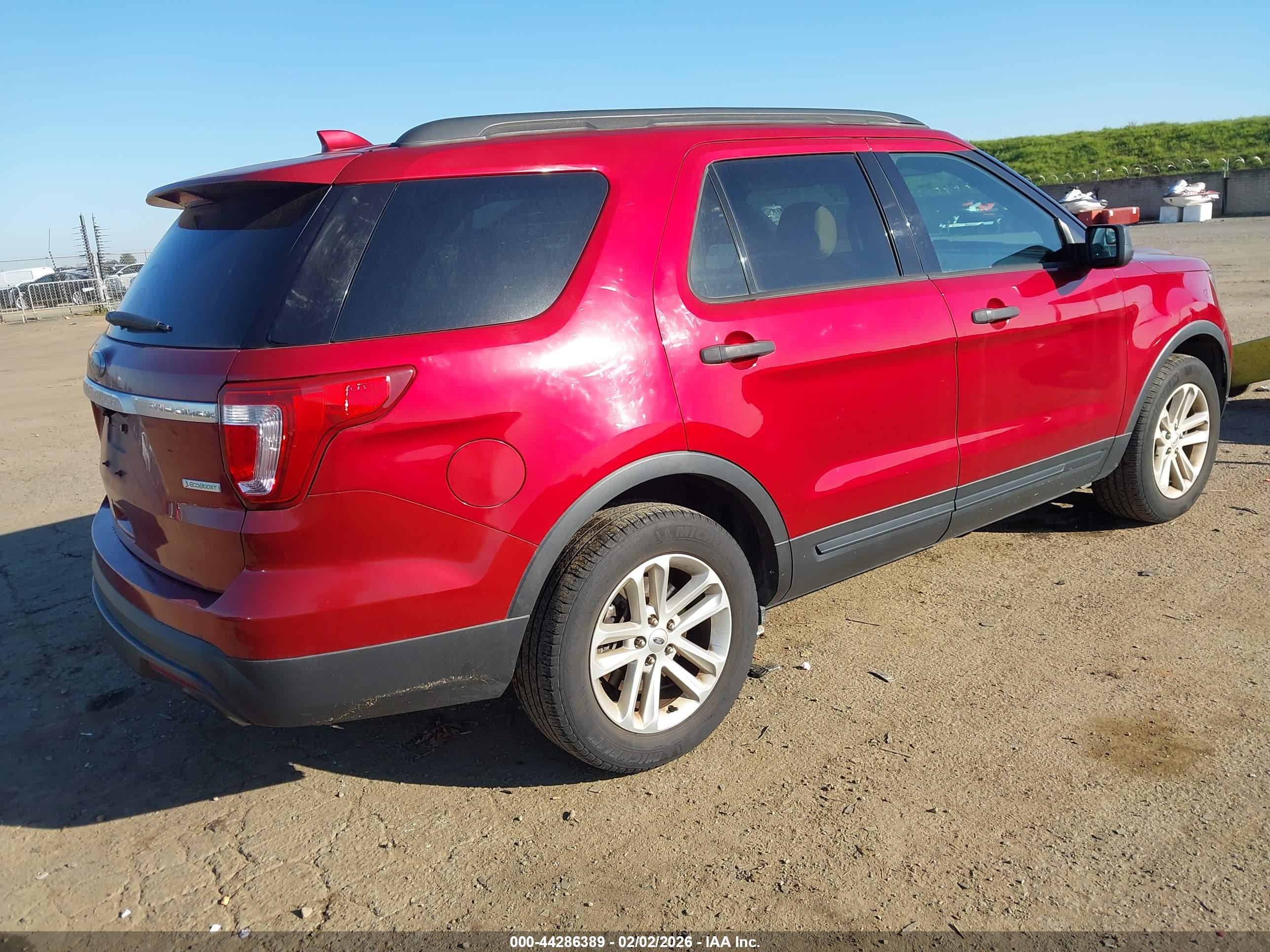 FORD EXPLORER image 4