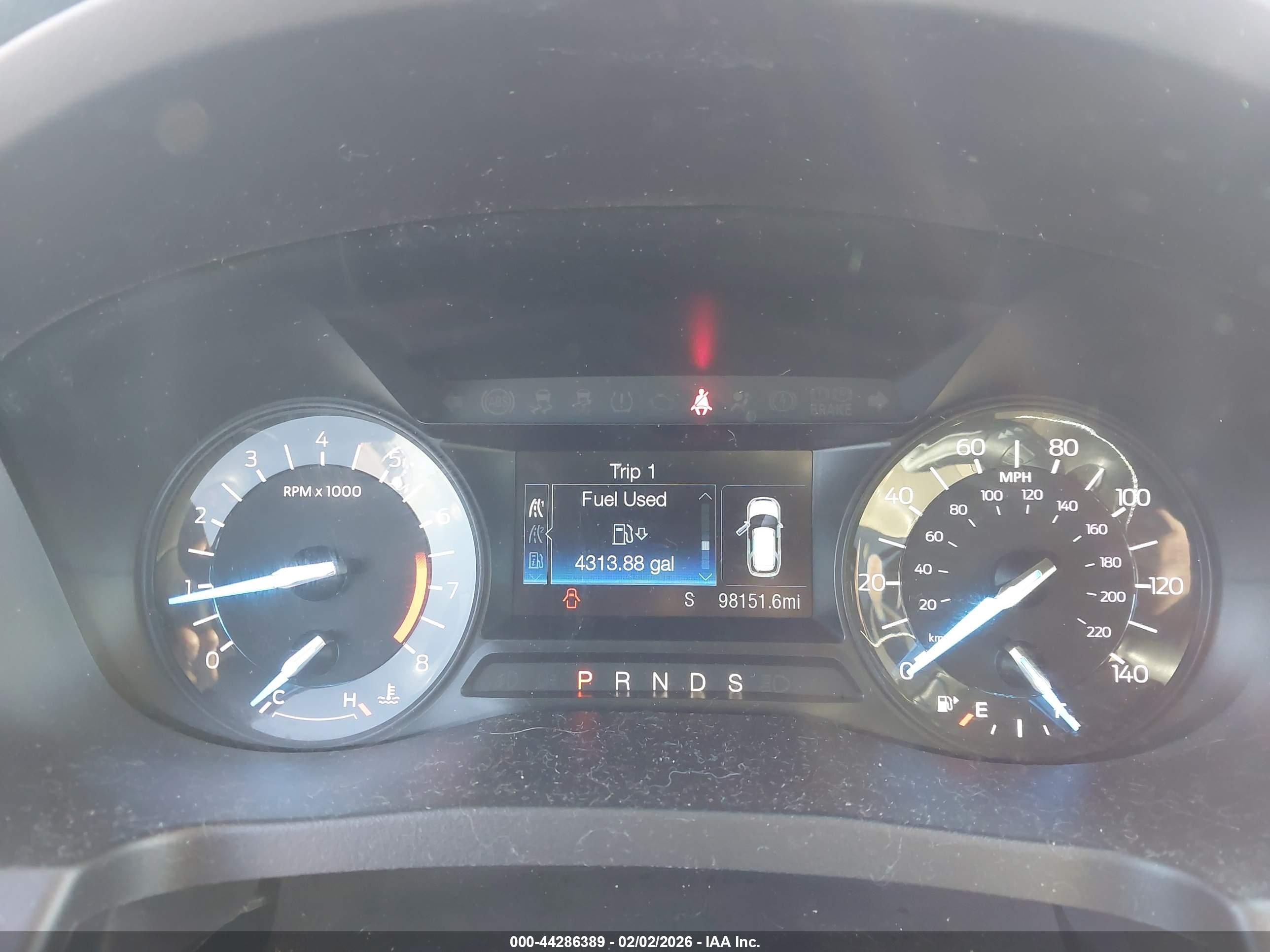 FORD EXPLORER image 7