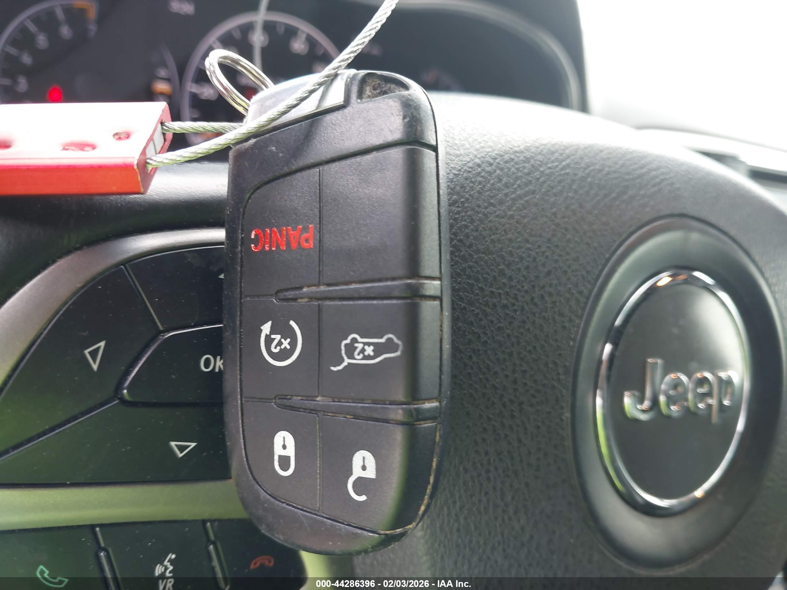 JEEP GRAND image 11