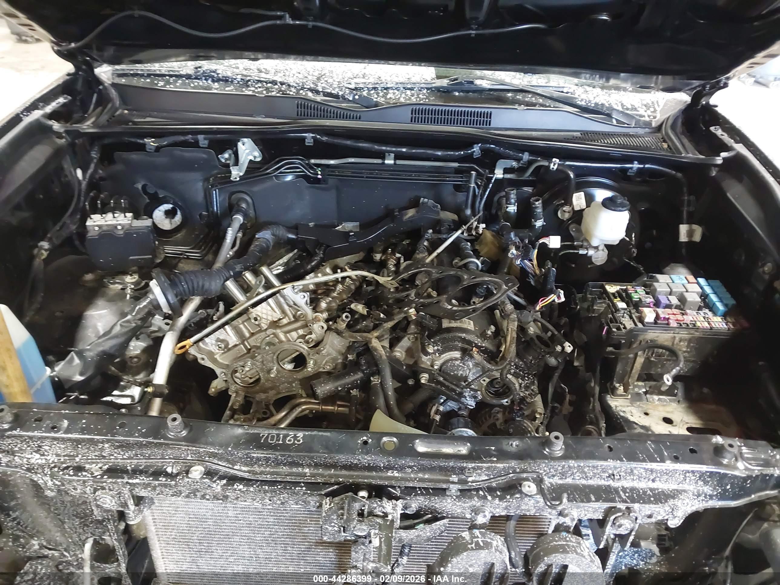 TOYOTA TACOMA image 10