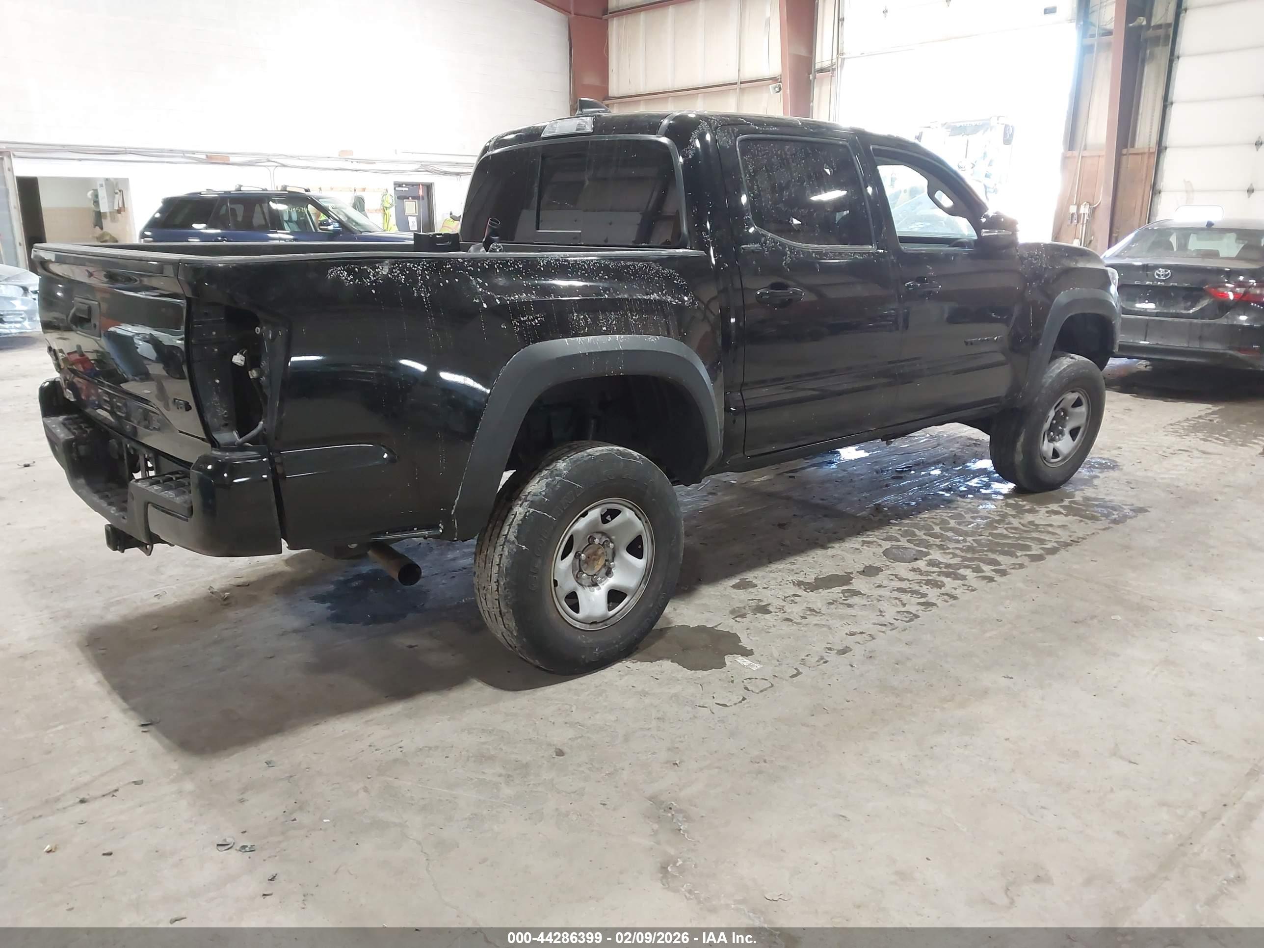 TOYOTA TACOMA image 4