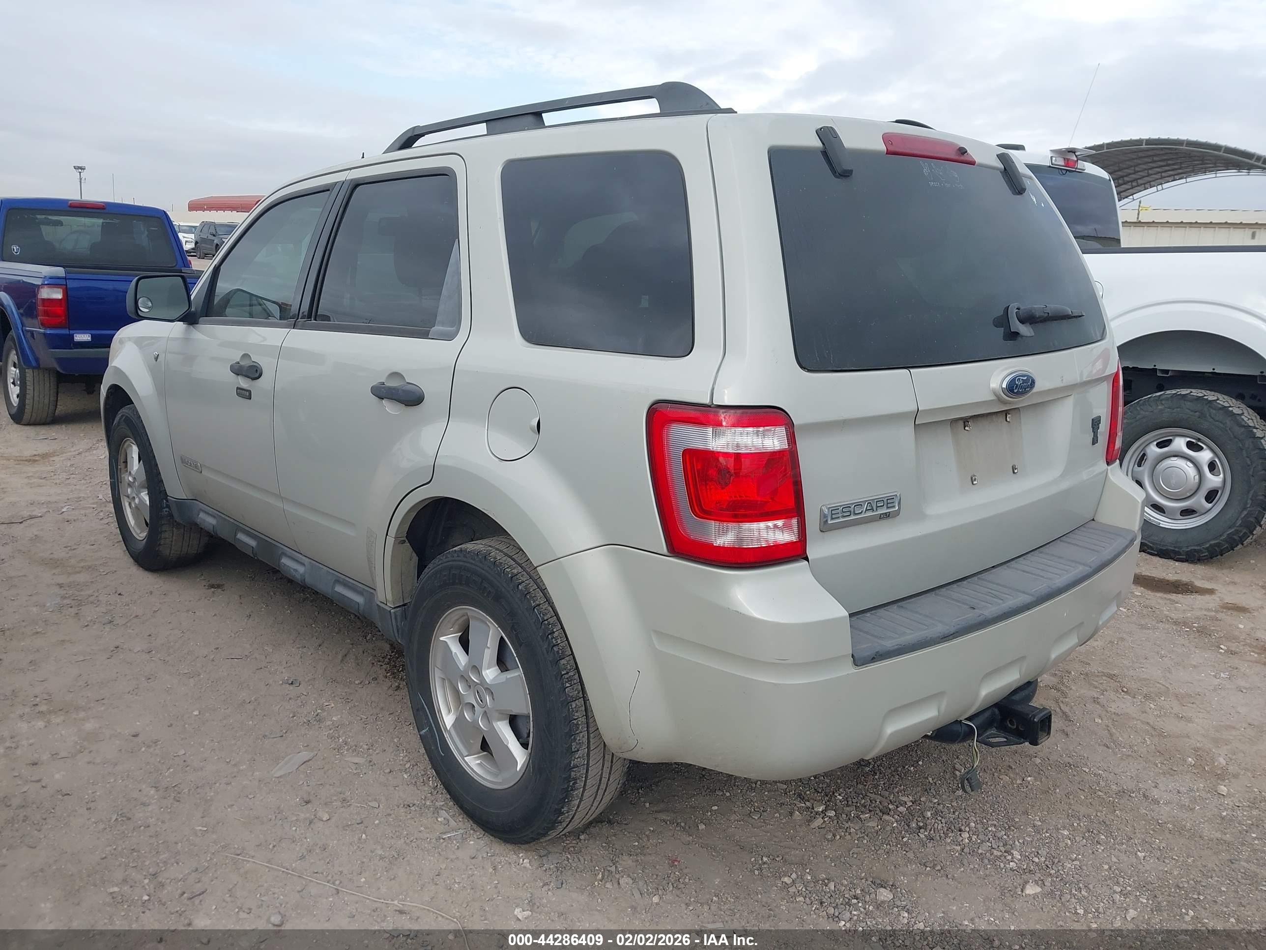 FORD ESCAPE image 3
