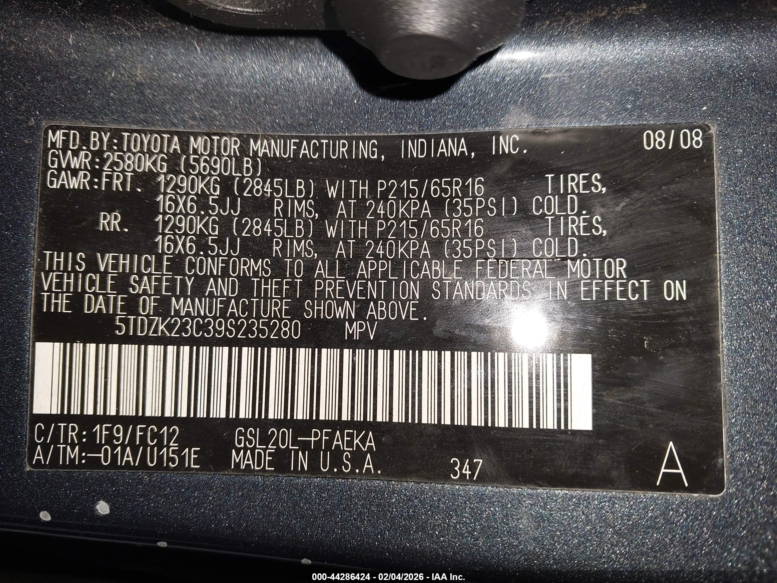 TOYOTA SIENNA image 9