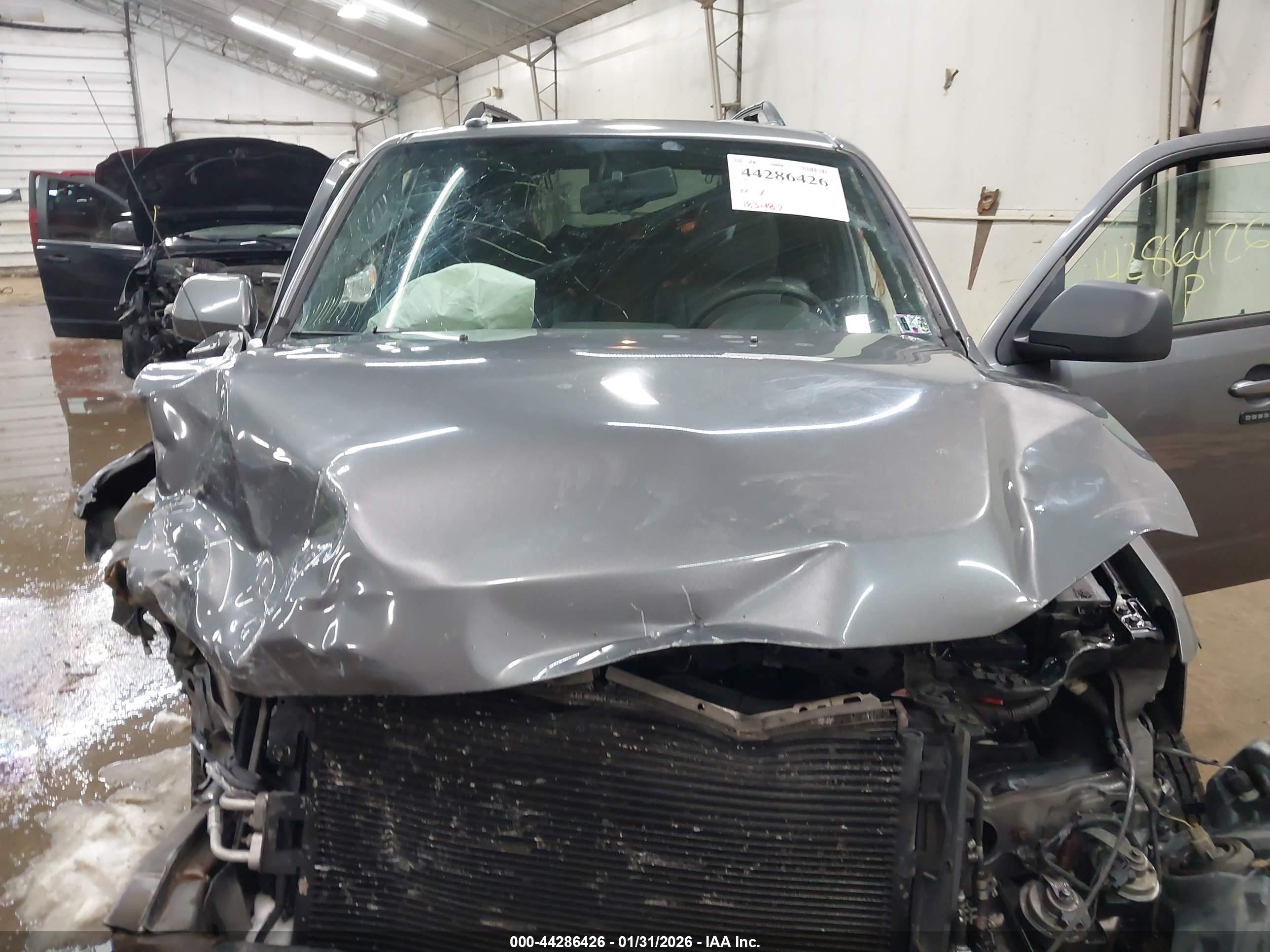 FORD ESCAPE image 10