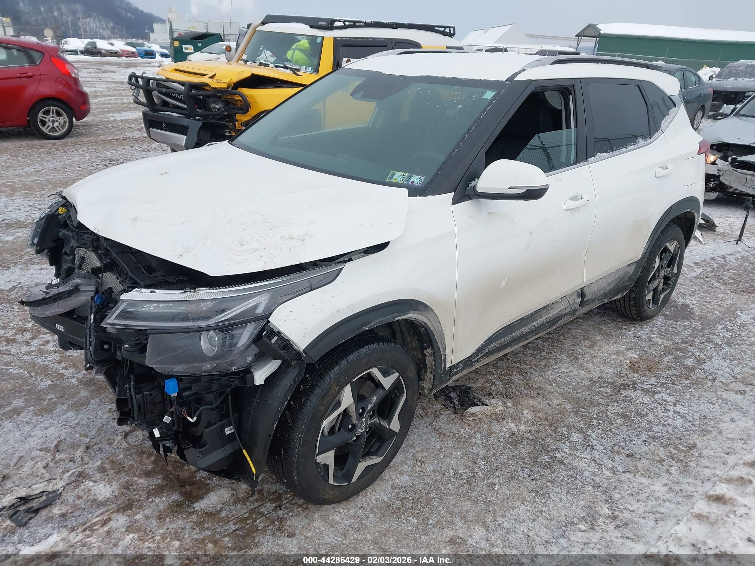 KIA SELTOS image 2