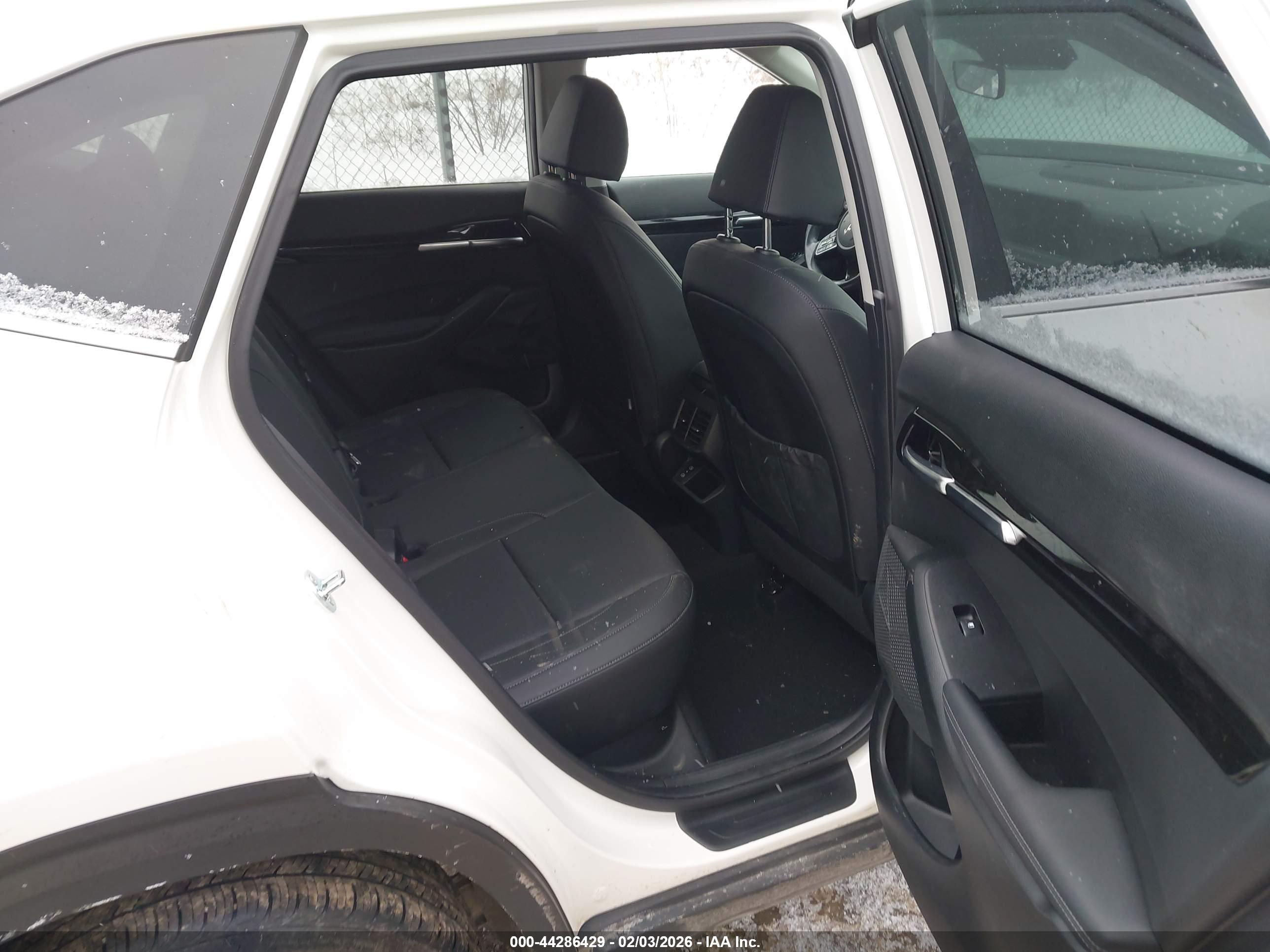 KIA SELTOS image 8
