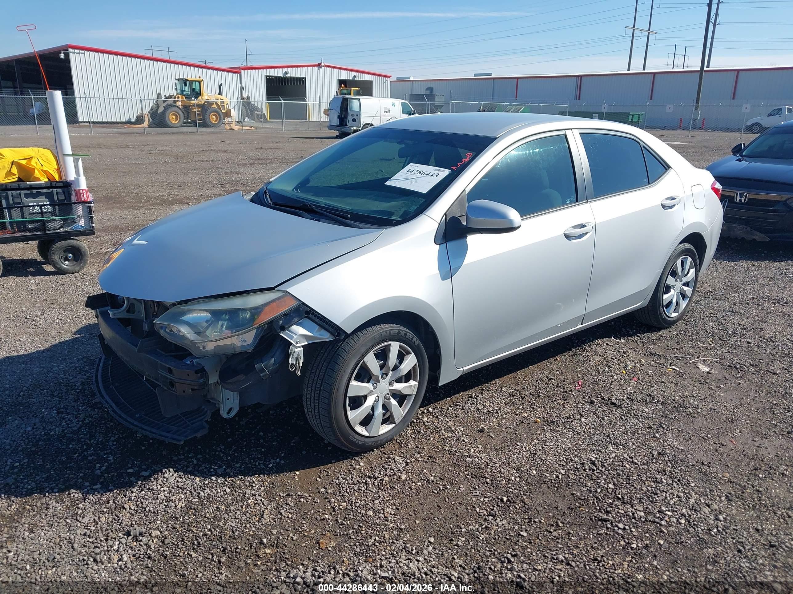 TOYOTA COROLLA image 2